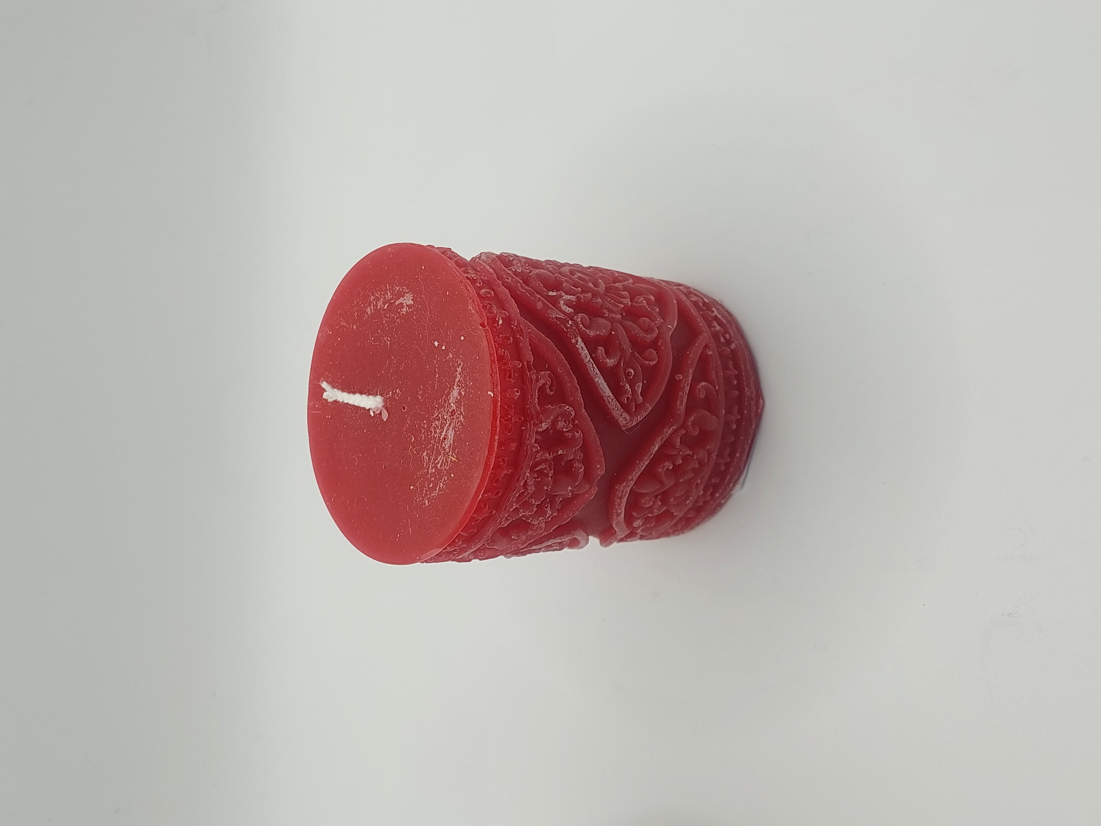 Dekorative rote Kerze