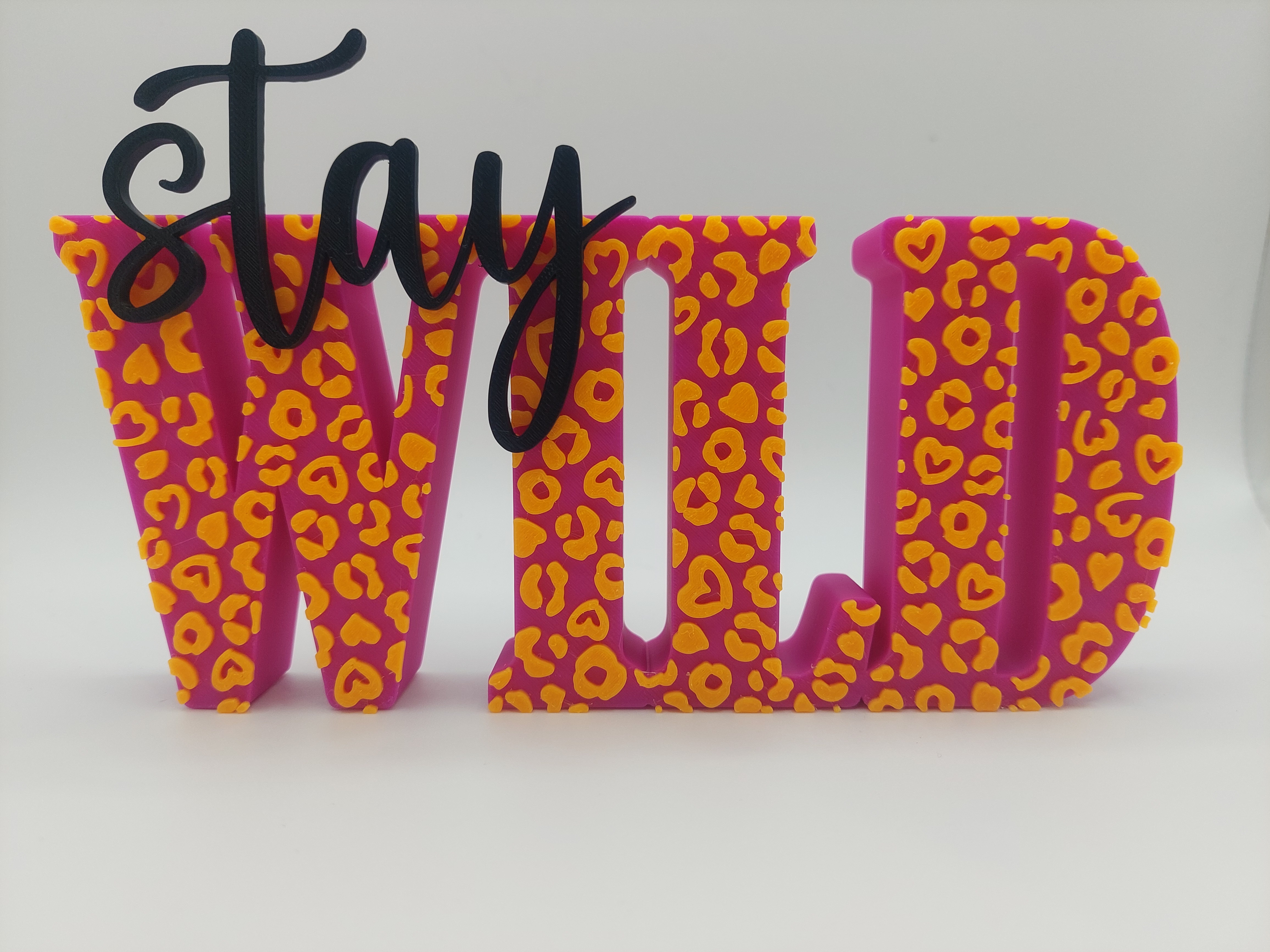 Deko-Schriftzug 'stay WILD'