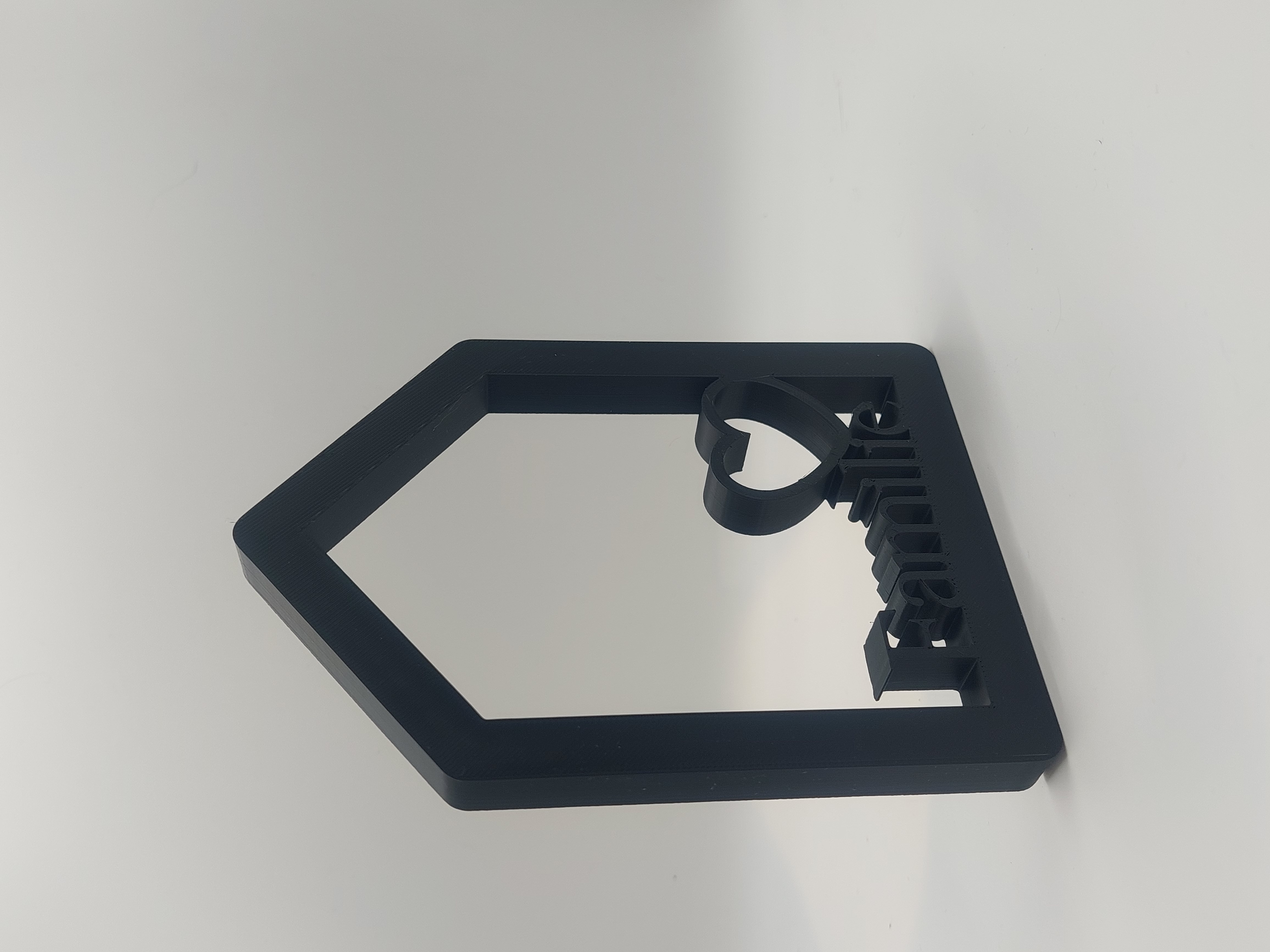 Hausförmiges Dekoelement