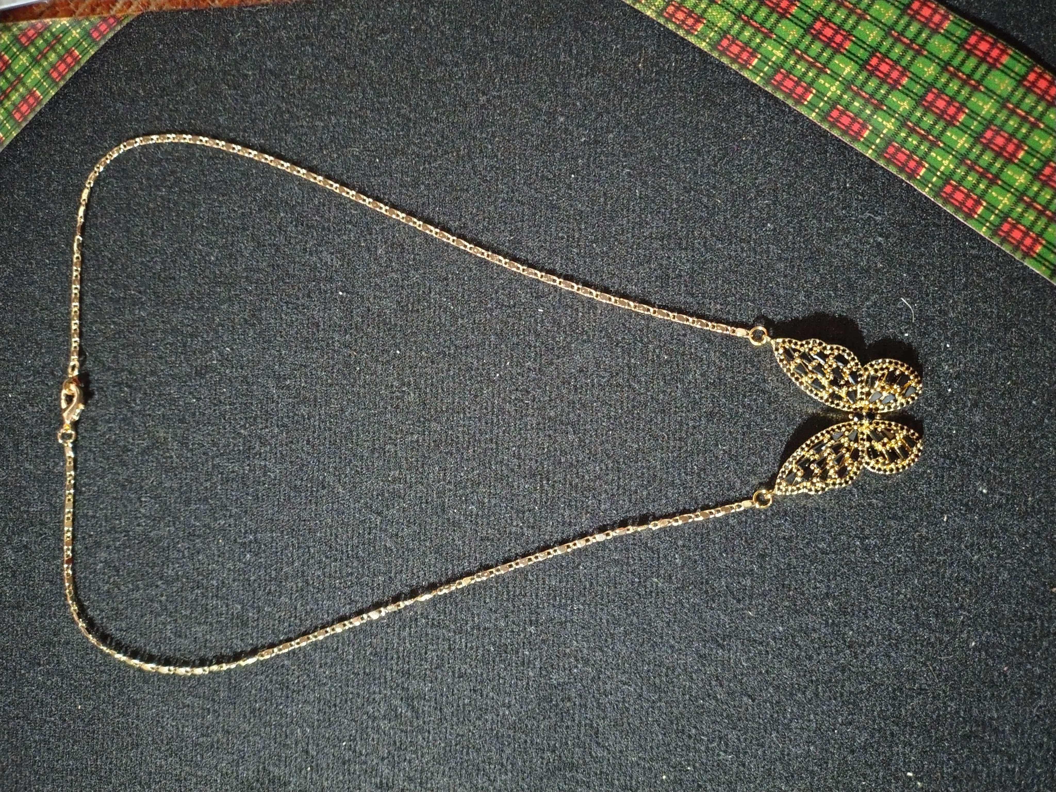 Collar de oro
