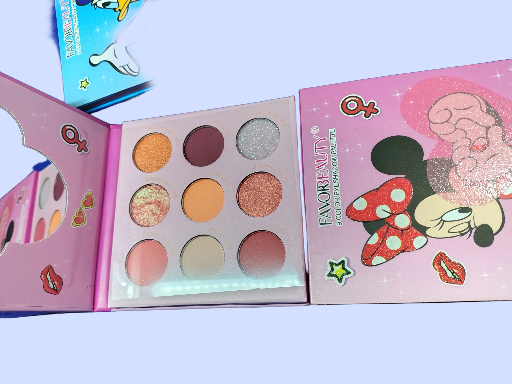 Paletas de sombras de ojos temáticas