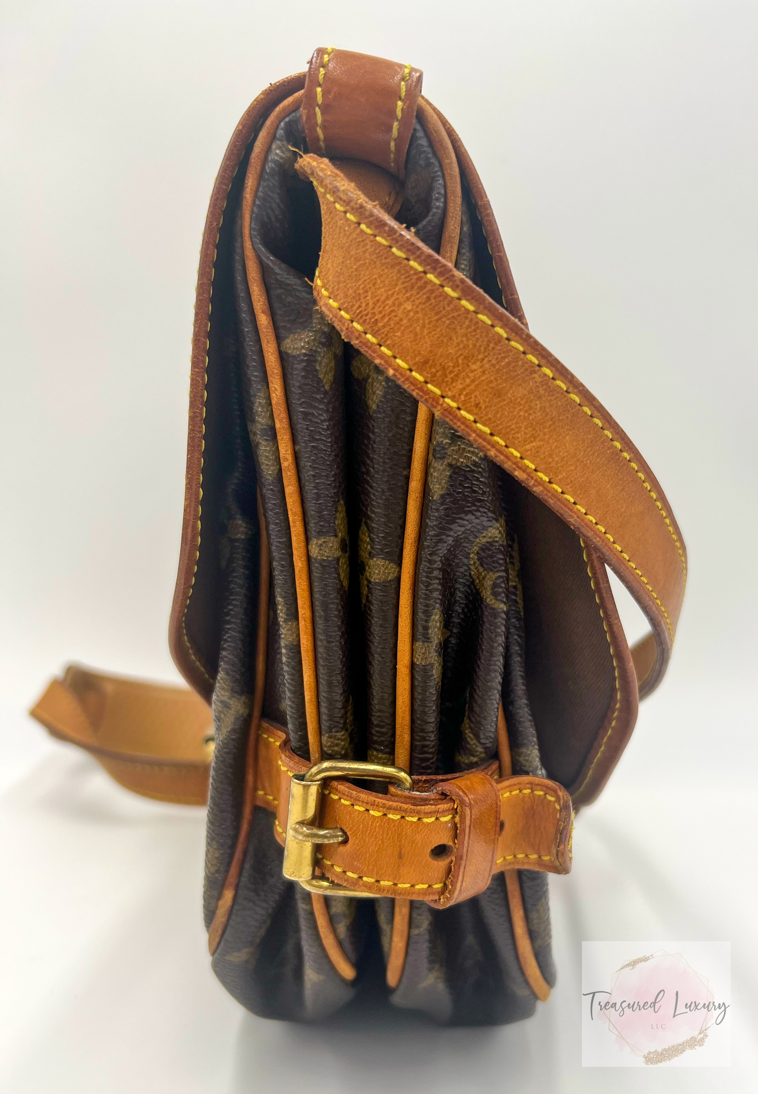 LOUIS VUITTON SAUMUR 30