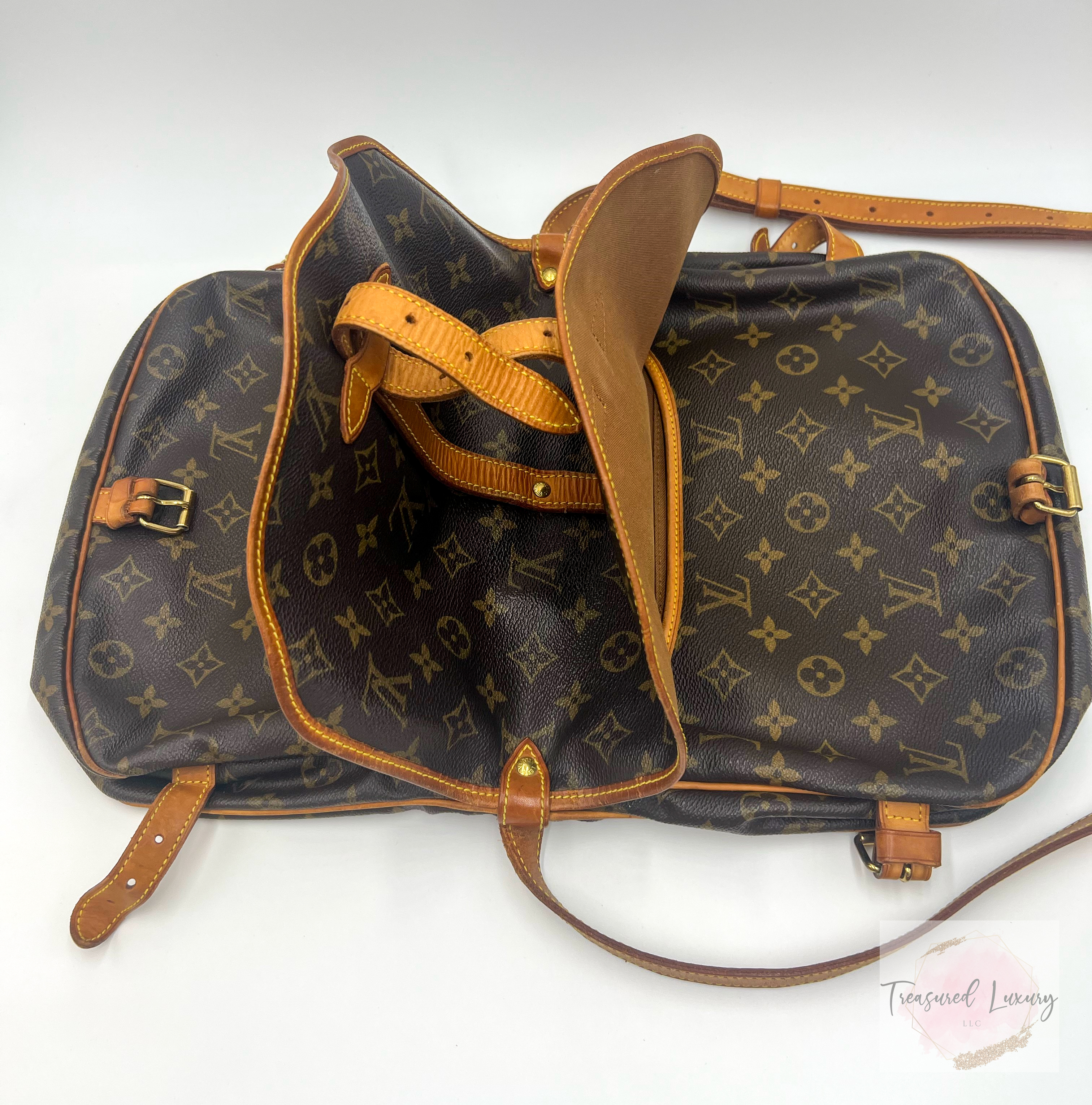 LOUIS VUITTON SAUMUR 30