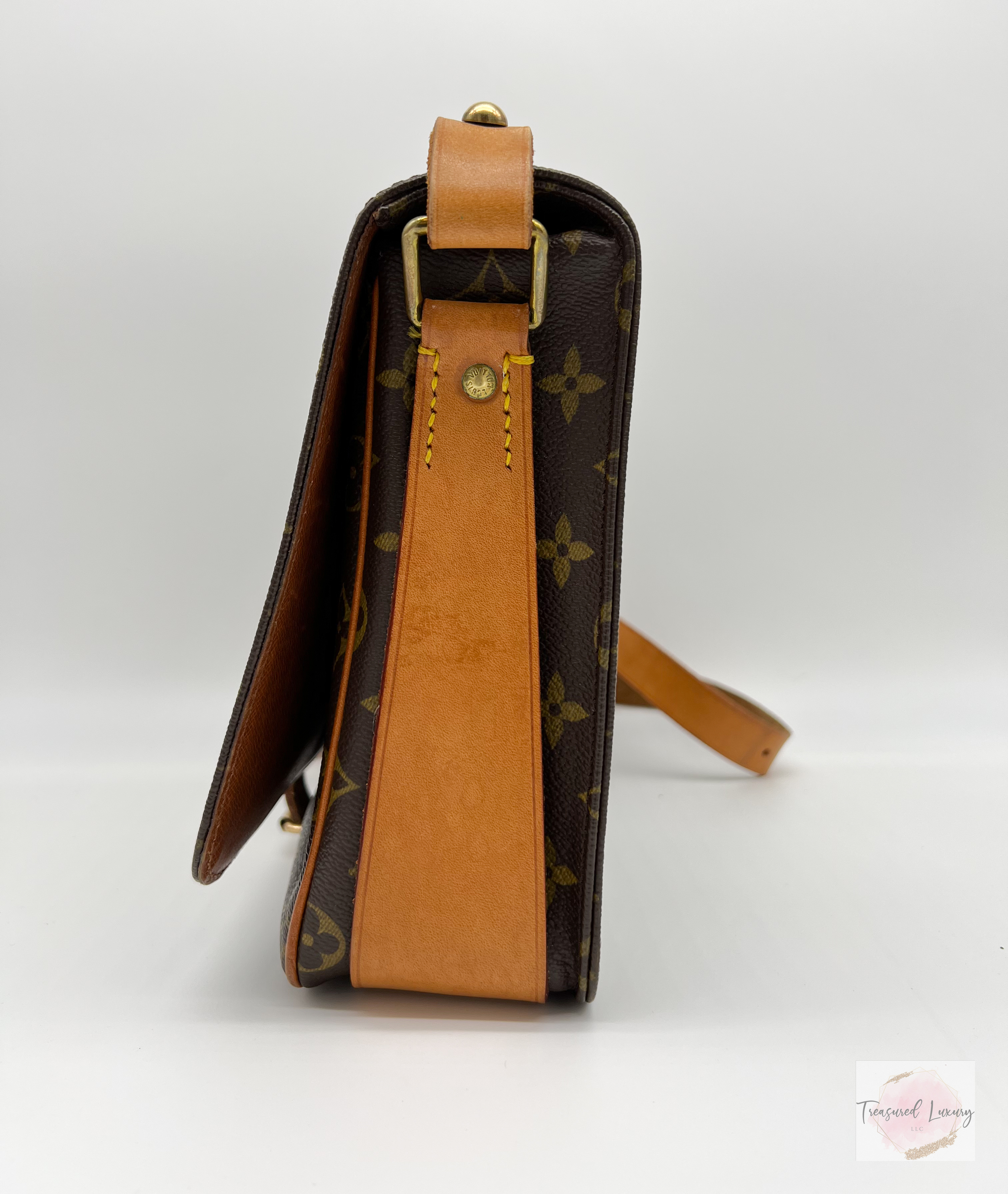 LOUIS VUITTON CARTOUCHIERE GM