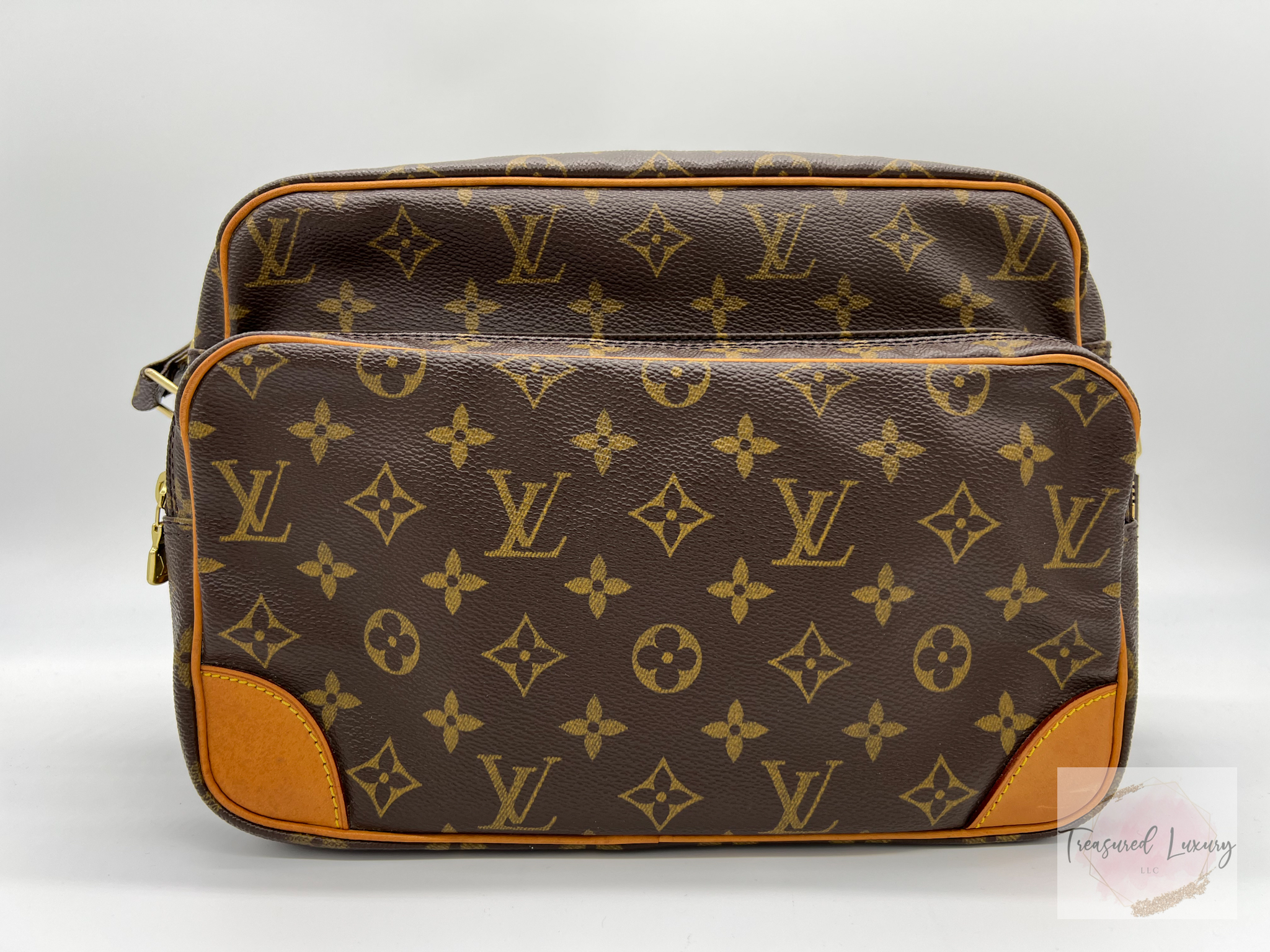 LOUIS VUITTON MONOGRAM NILE 28