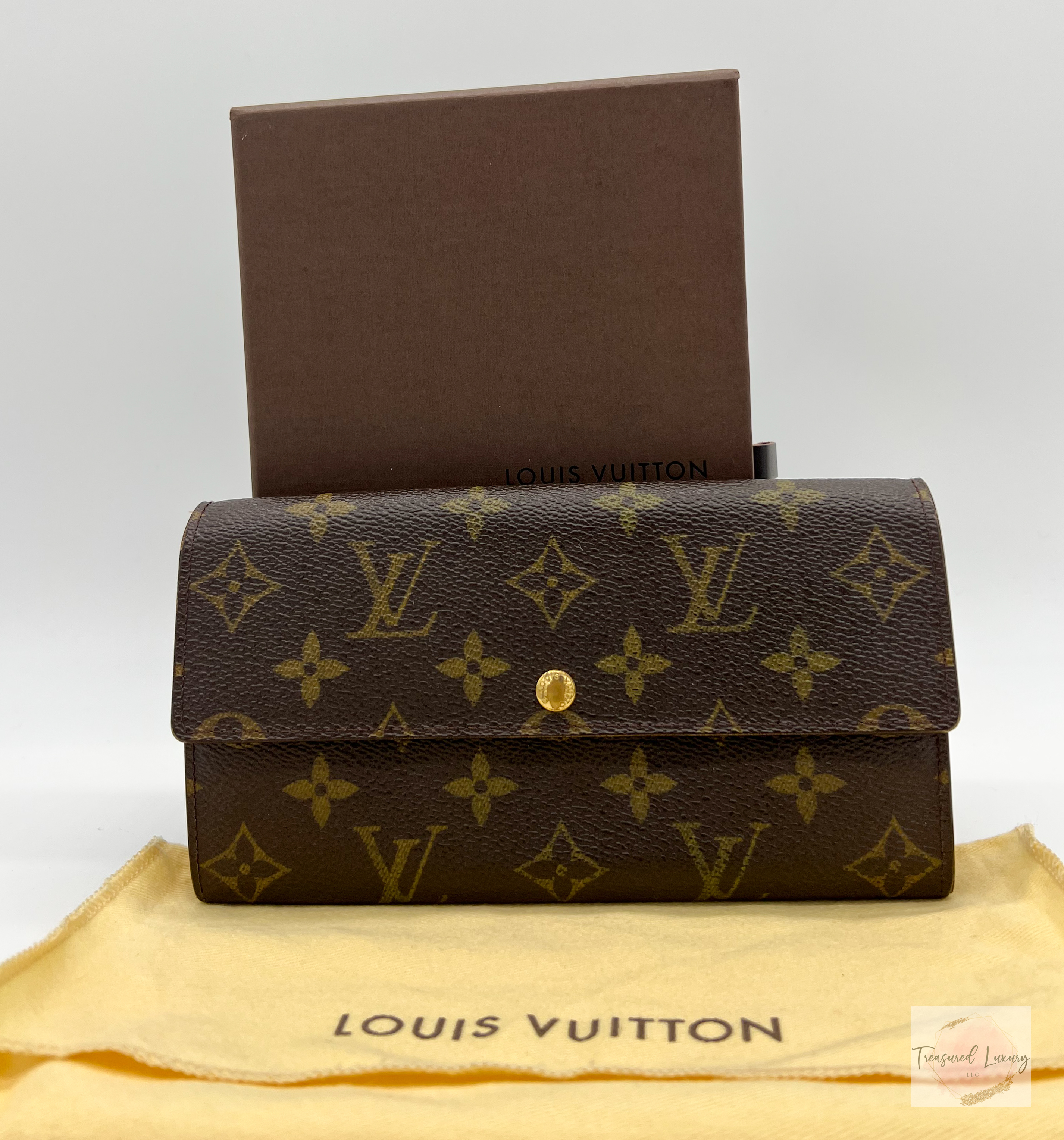 LOUIS VUITTON SARAH WALLET, MONOGRAM