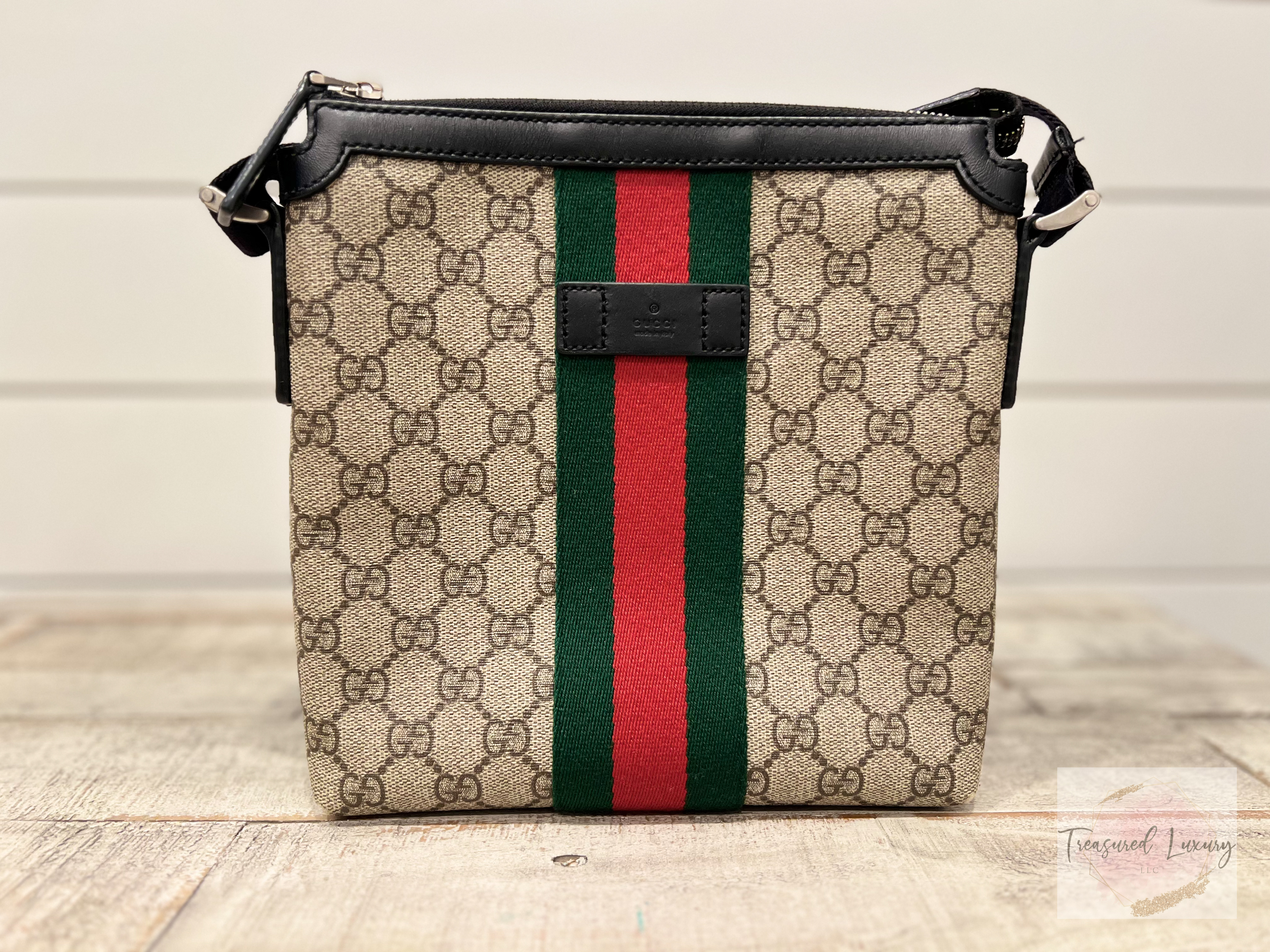 GUCCI GG SUPREME MONOGRAM WEB MESSENGER BAG BLACK