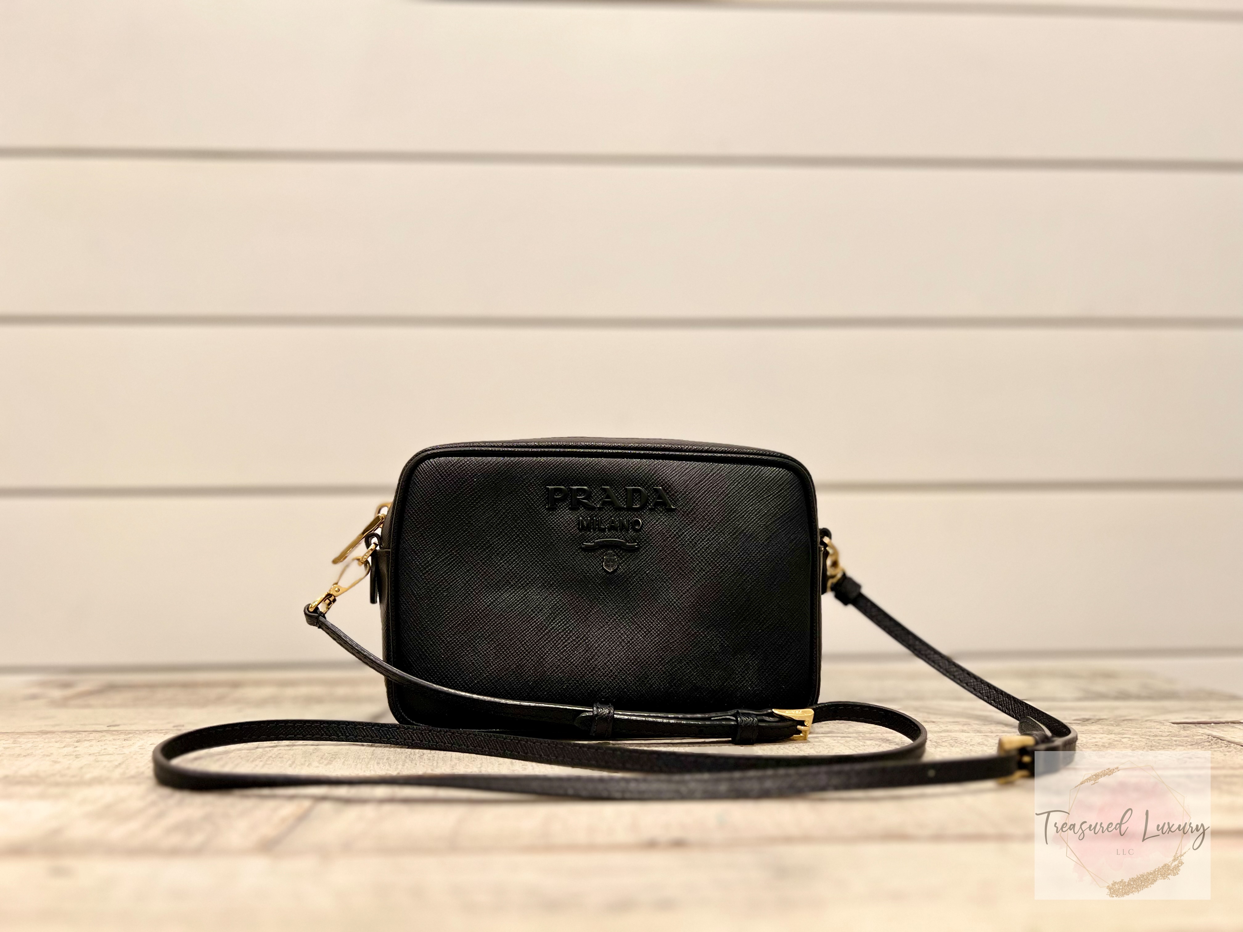 PRADA BLACK SAFFIANO LEATHER MONOCHROME CAMERA BAG BLACK