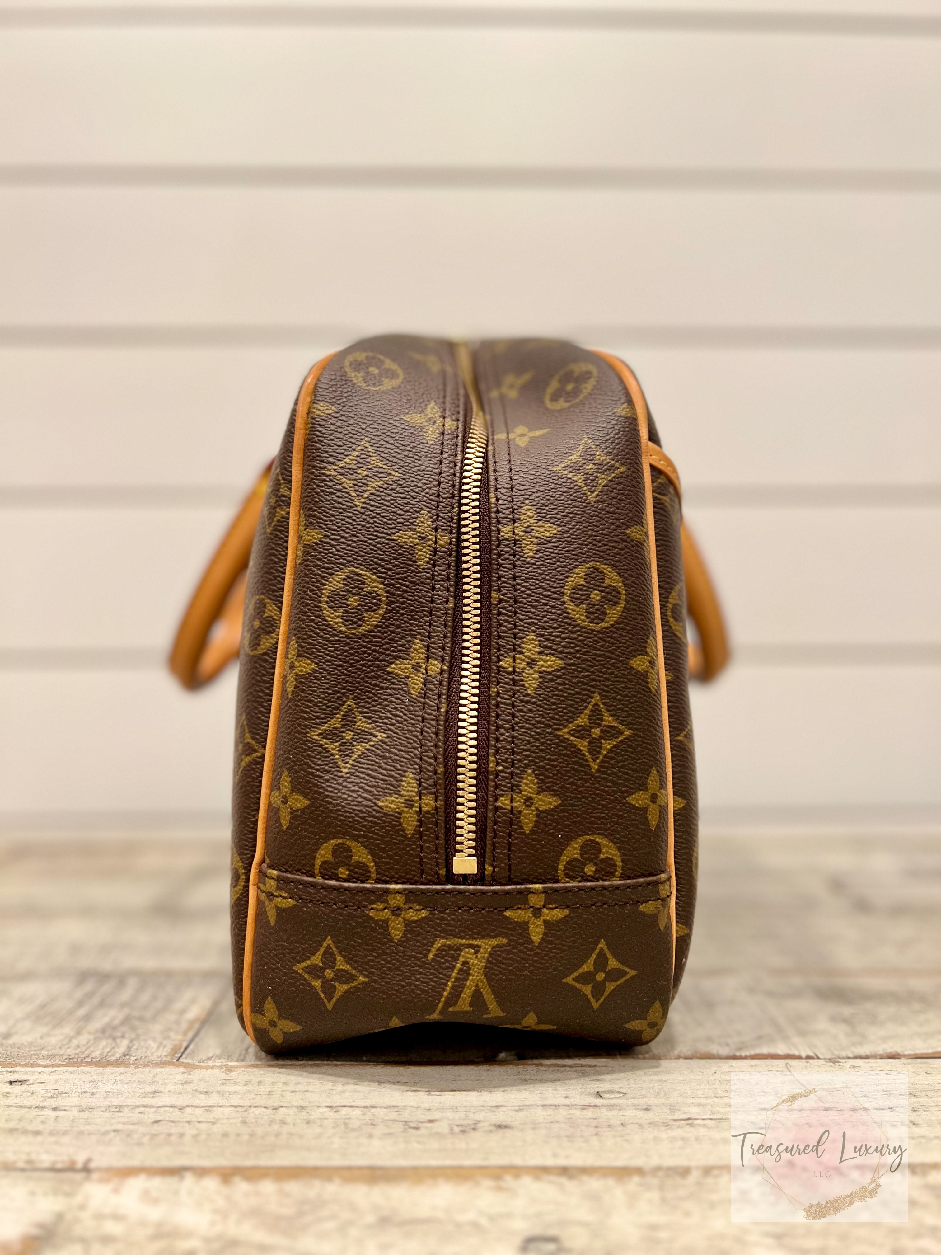 LOUIS VUITTON MONOGRAM DEAUVILLE