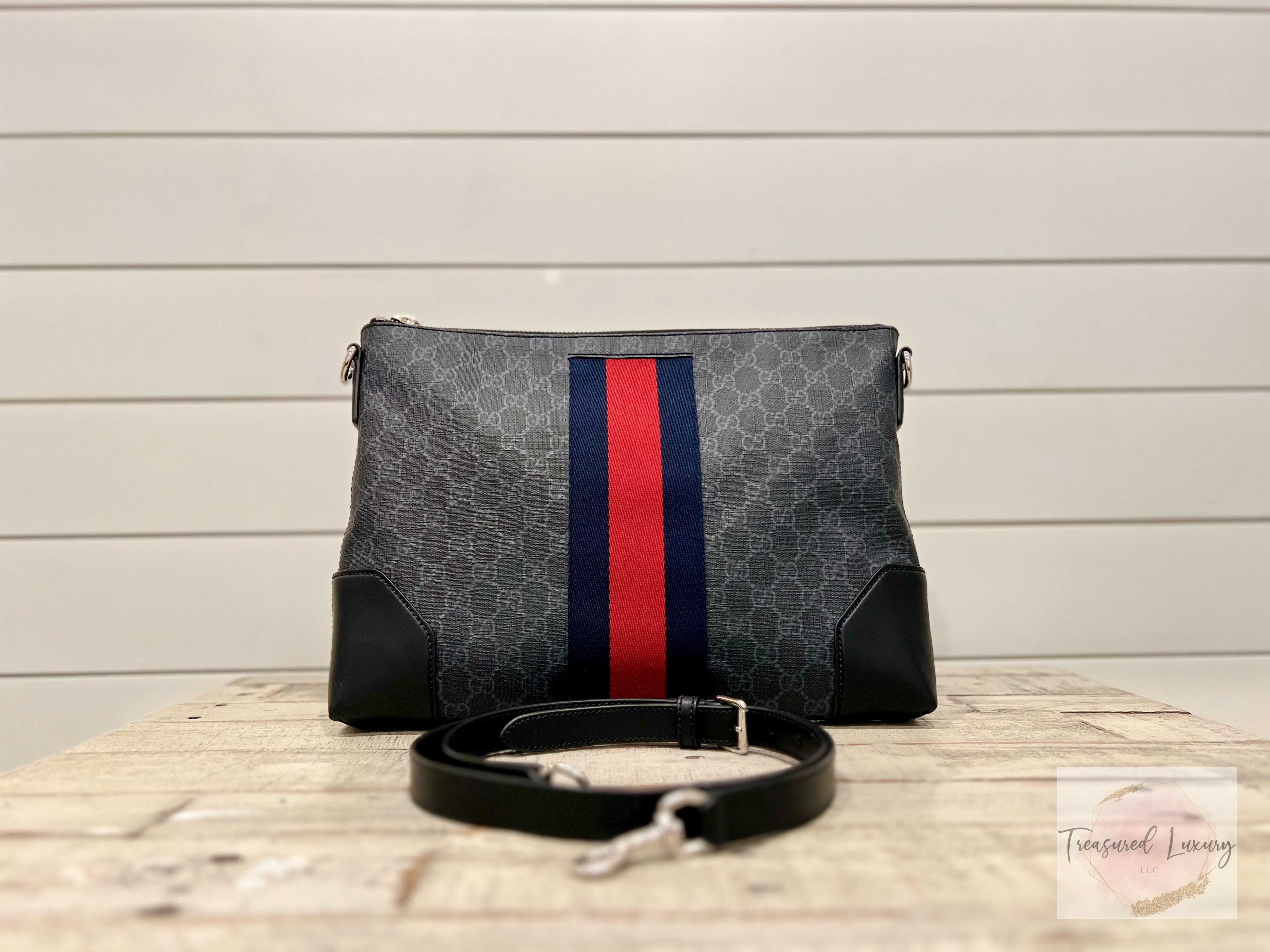 GUCCI SOFT GG SUPEREME MONOGRAM APPIA CALFSKIN WEB EAST WEST MESSENGER BAG BLACK GREY