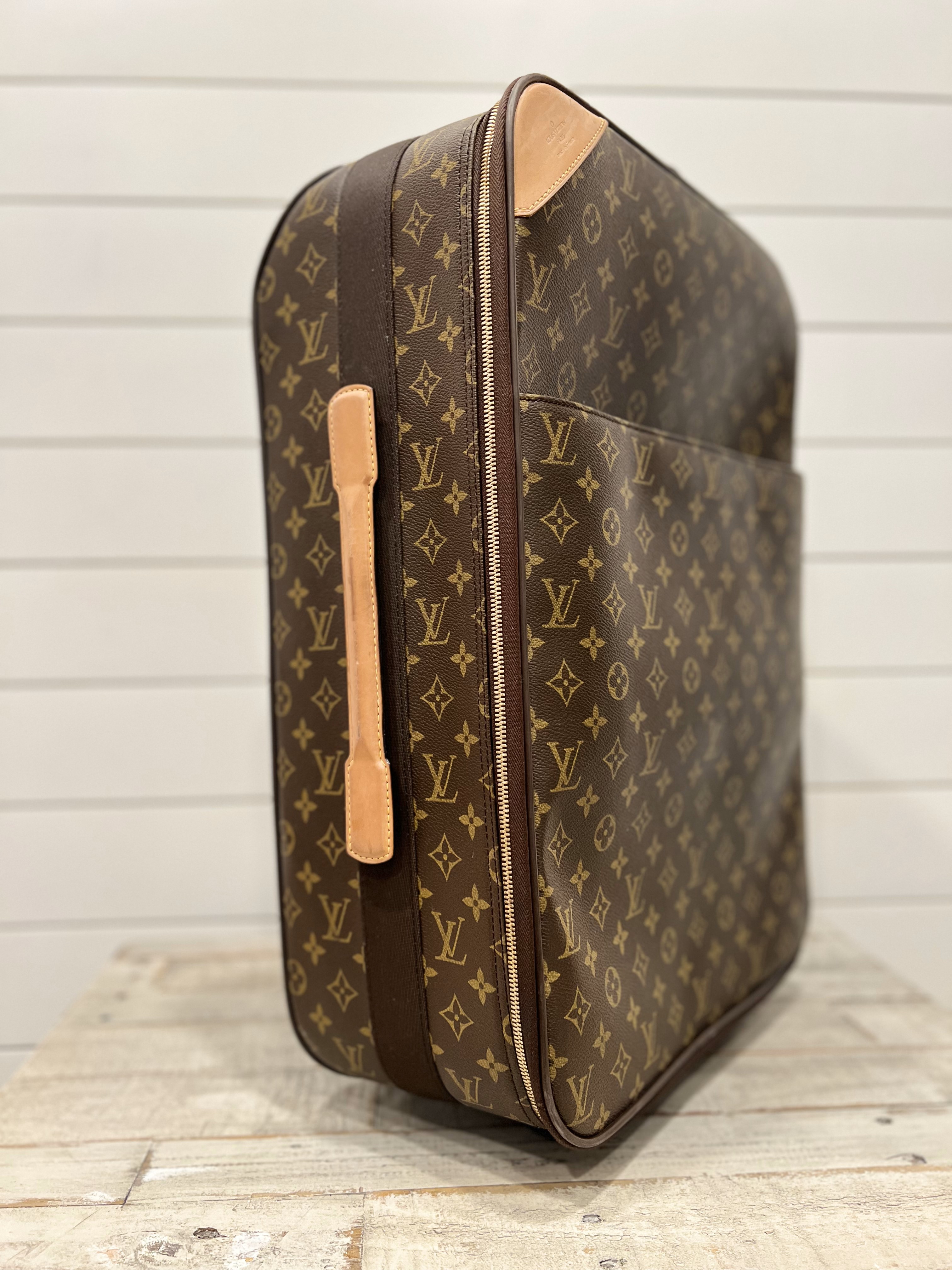 LOUIS VUITTON PEGASE 50 MONOGRAM (SR 1004)