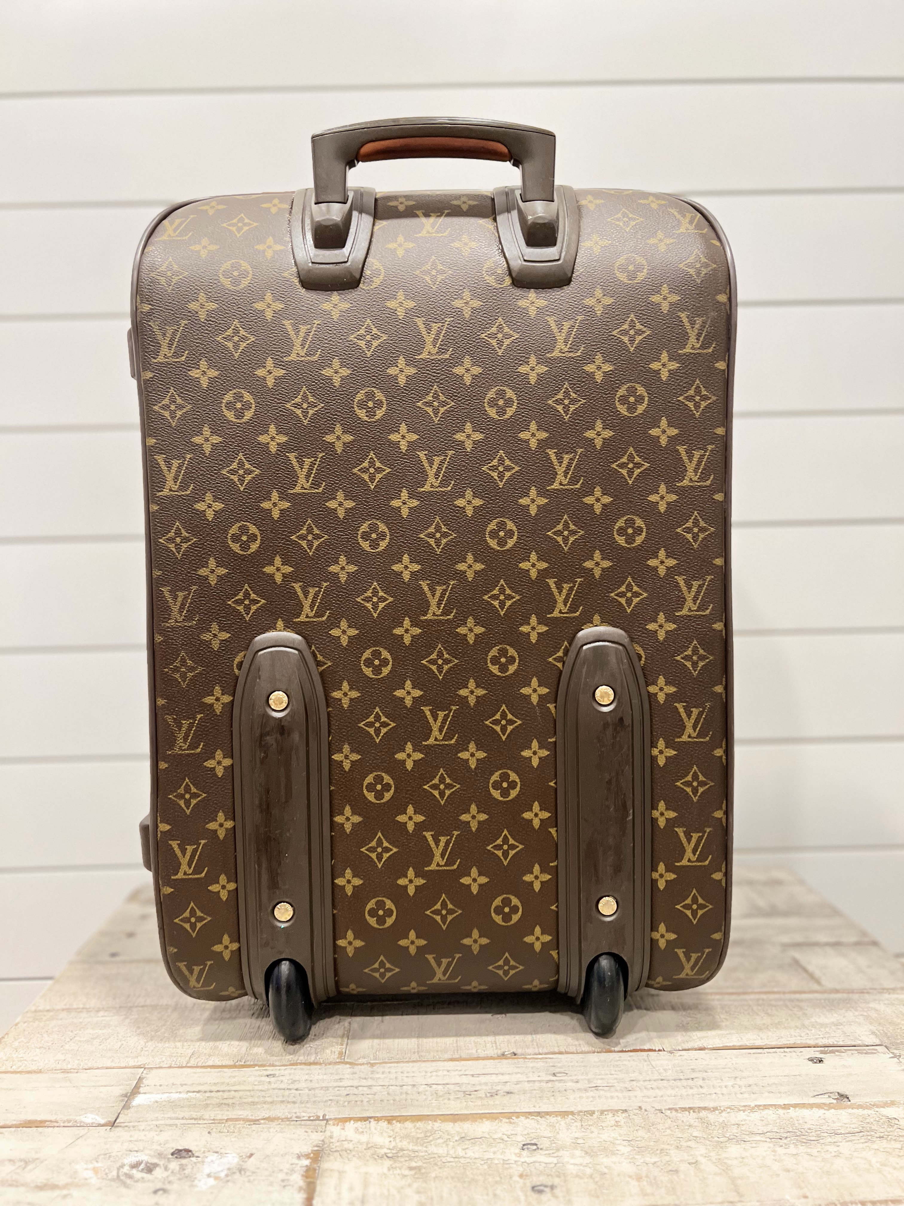 LOUIS VUITTON PEGASE 50 MONOGRAM (SR 1004)