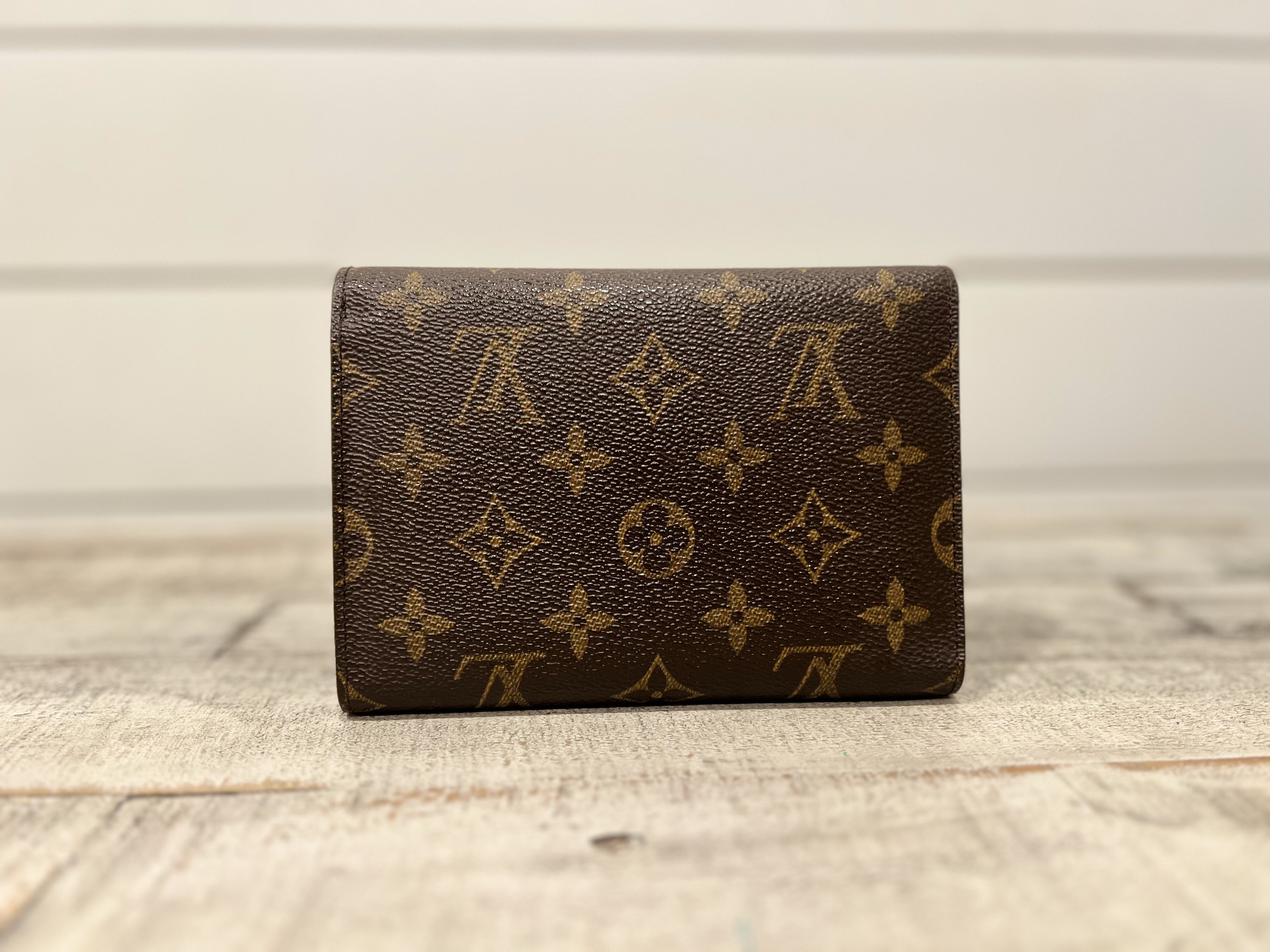 LOUIS VUITTON MONOGRAM PORTE TRESOR ETUI PAPIERS WALLET (SP 0012)