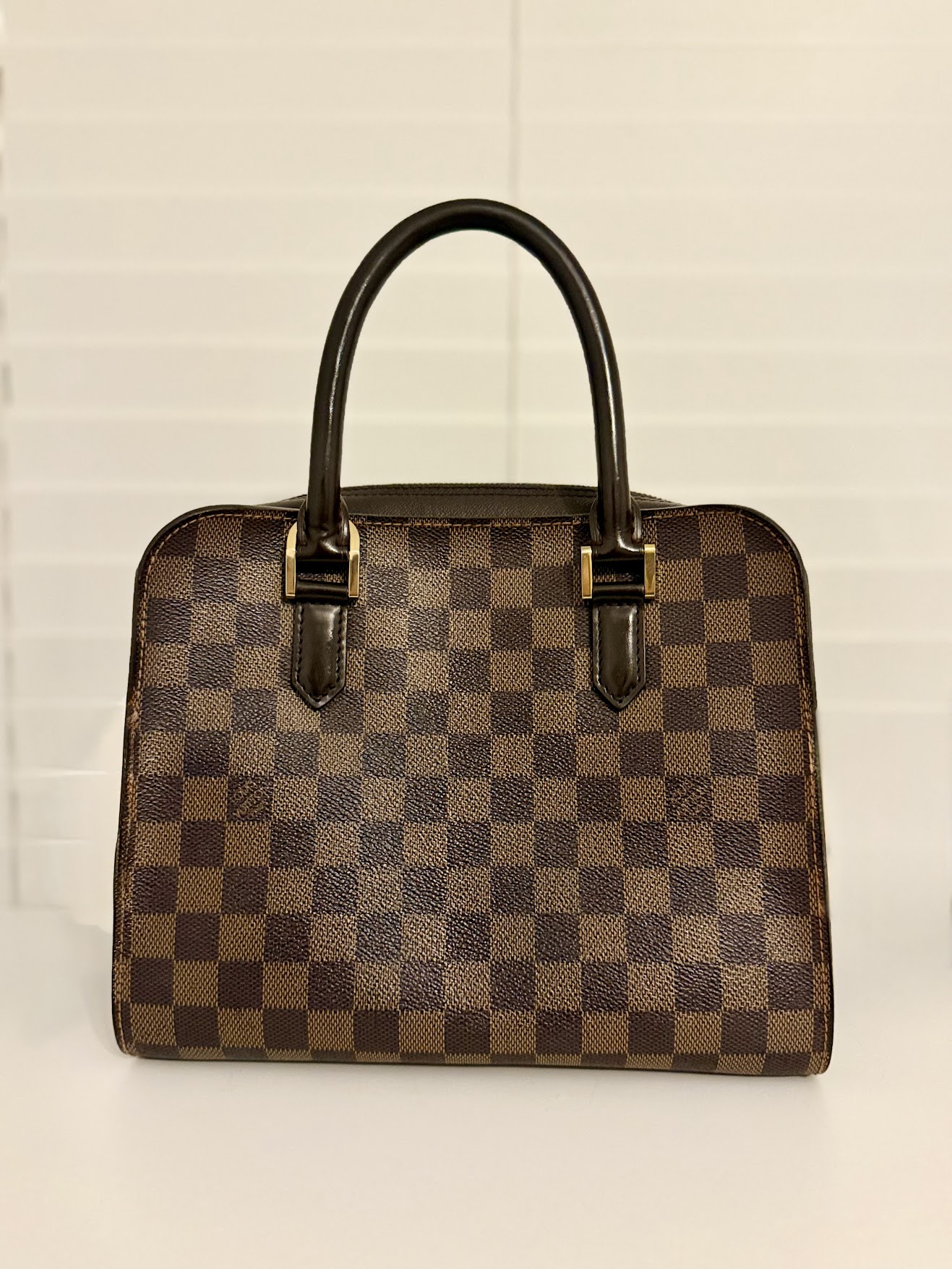 LOUIS VUITTON DAMIER EBENE TRIANA (DATE CODE: VI 0051)