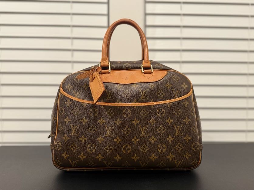 LOUIS VUITTON MONOGRAM DEAUVILLE 