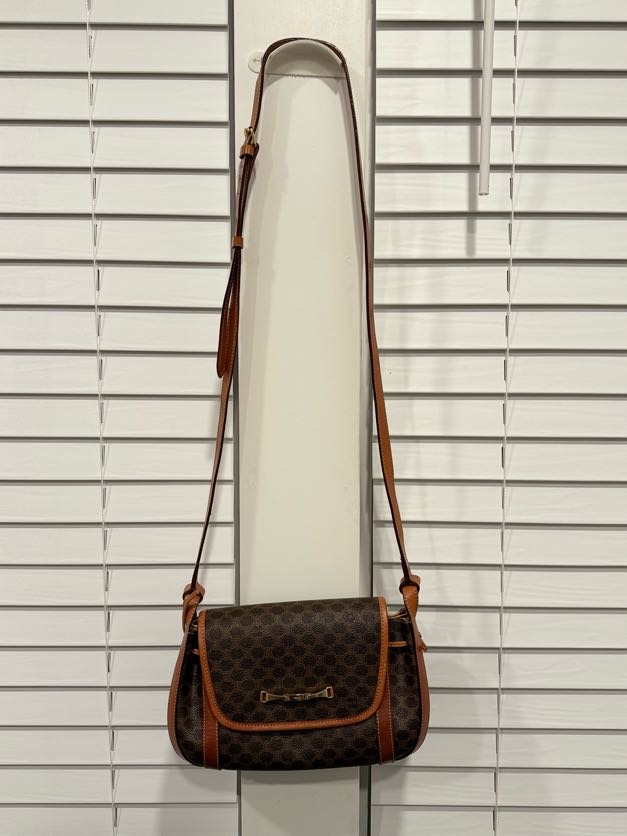 CELINE BROWN COATED CANVAS MACADAM SHOULDER BAG (F/08)