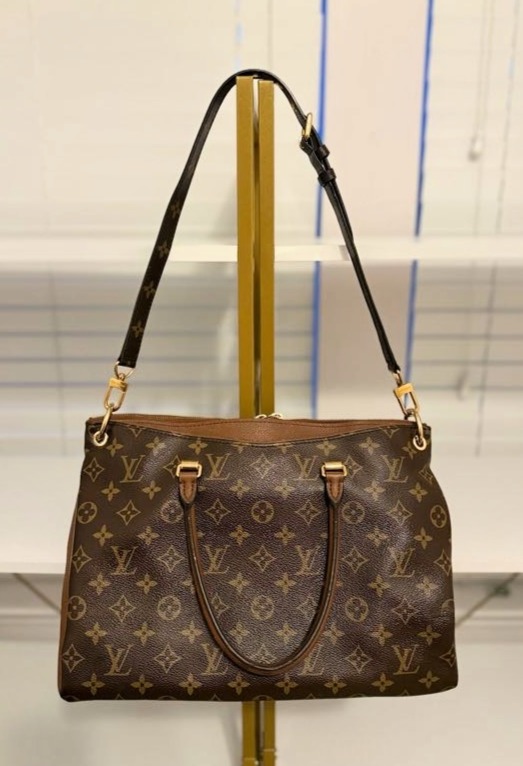 LOUIS VUITTON MONOGRAM PALLAS EPICE (SN0157)