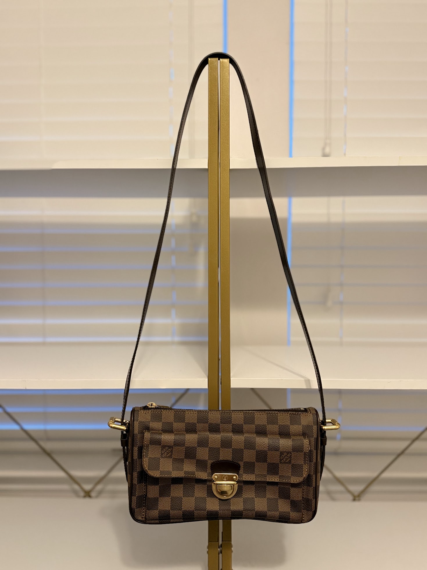 LOUIS VUITTON DAMIER EBENE RAVELLO GM