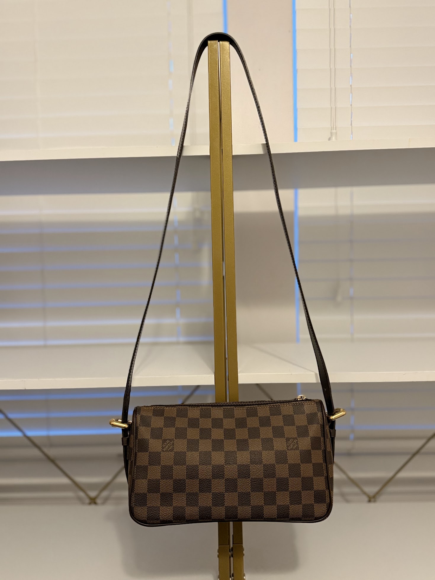 LOUIS VUITTON DAMIER EBENE RAVELLO GM