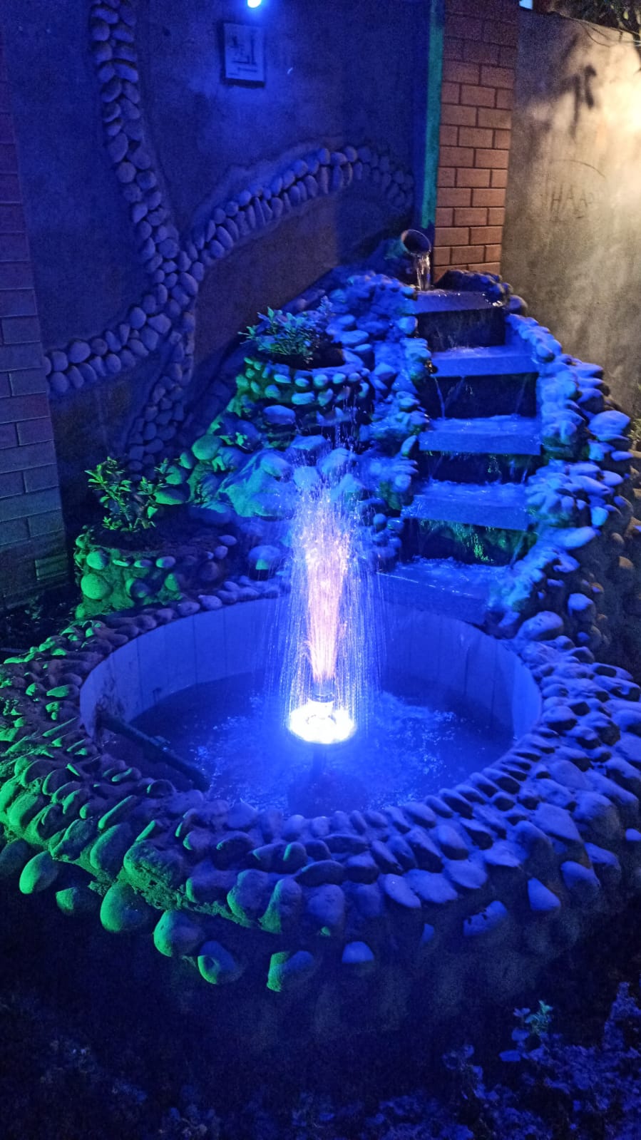 Boulder Pot Waterfeature