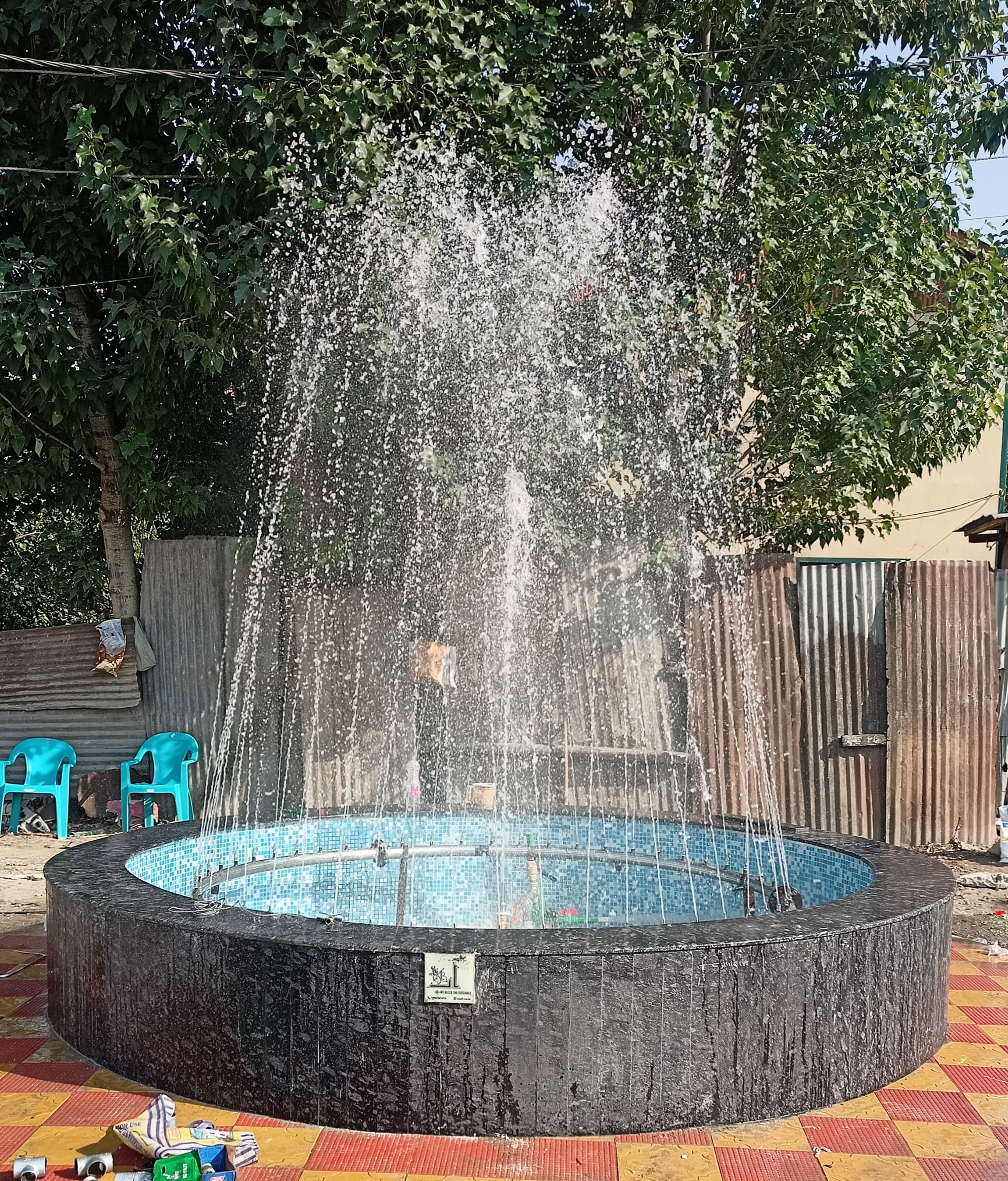 8' Crown Jet Fountain