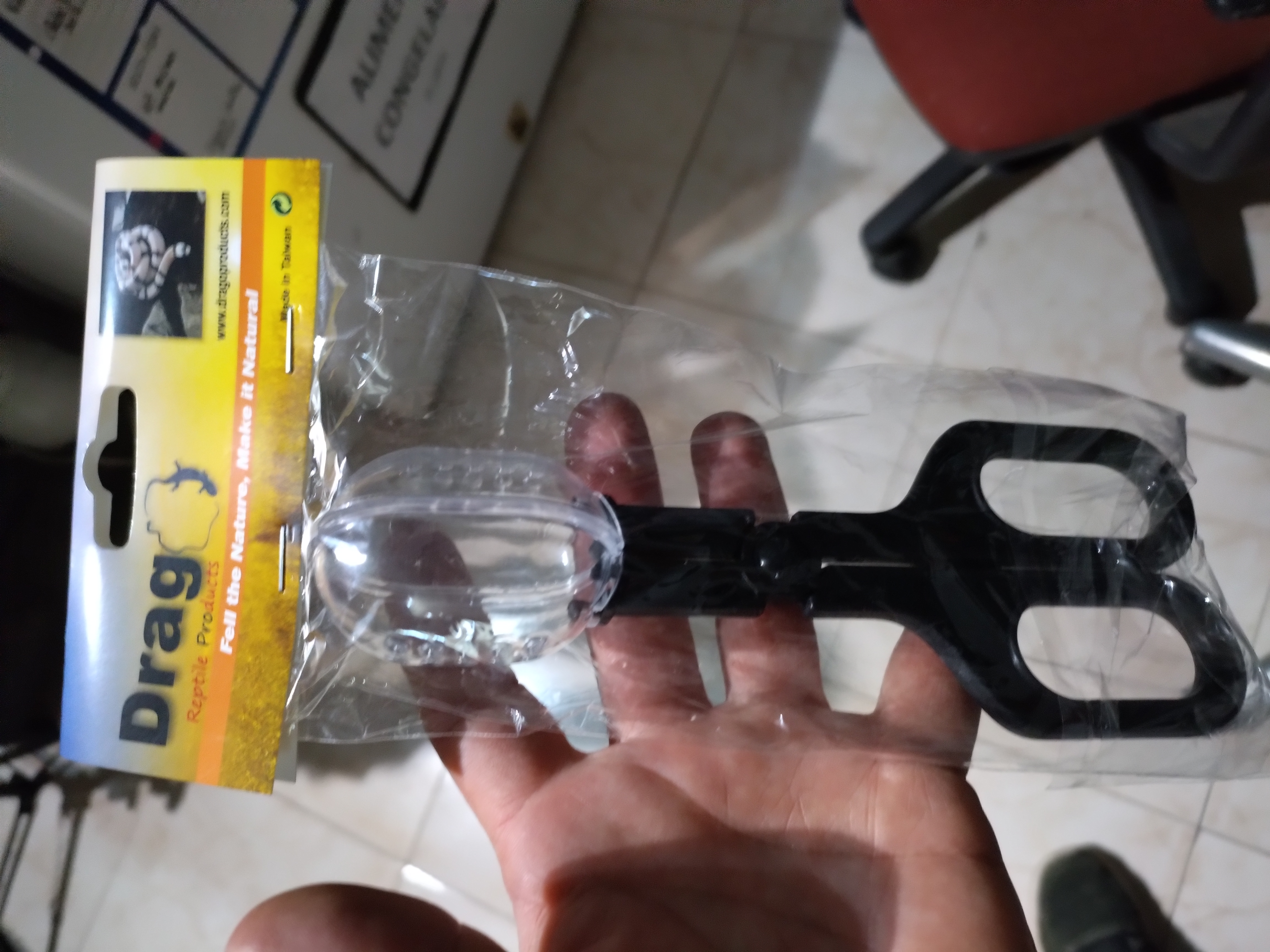 Pinça peneira para alimento vivo