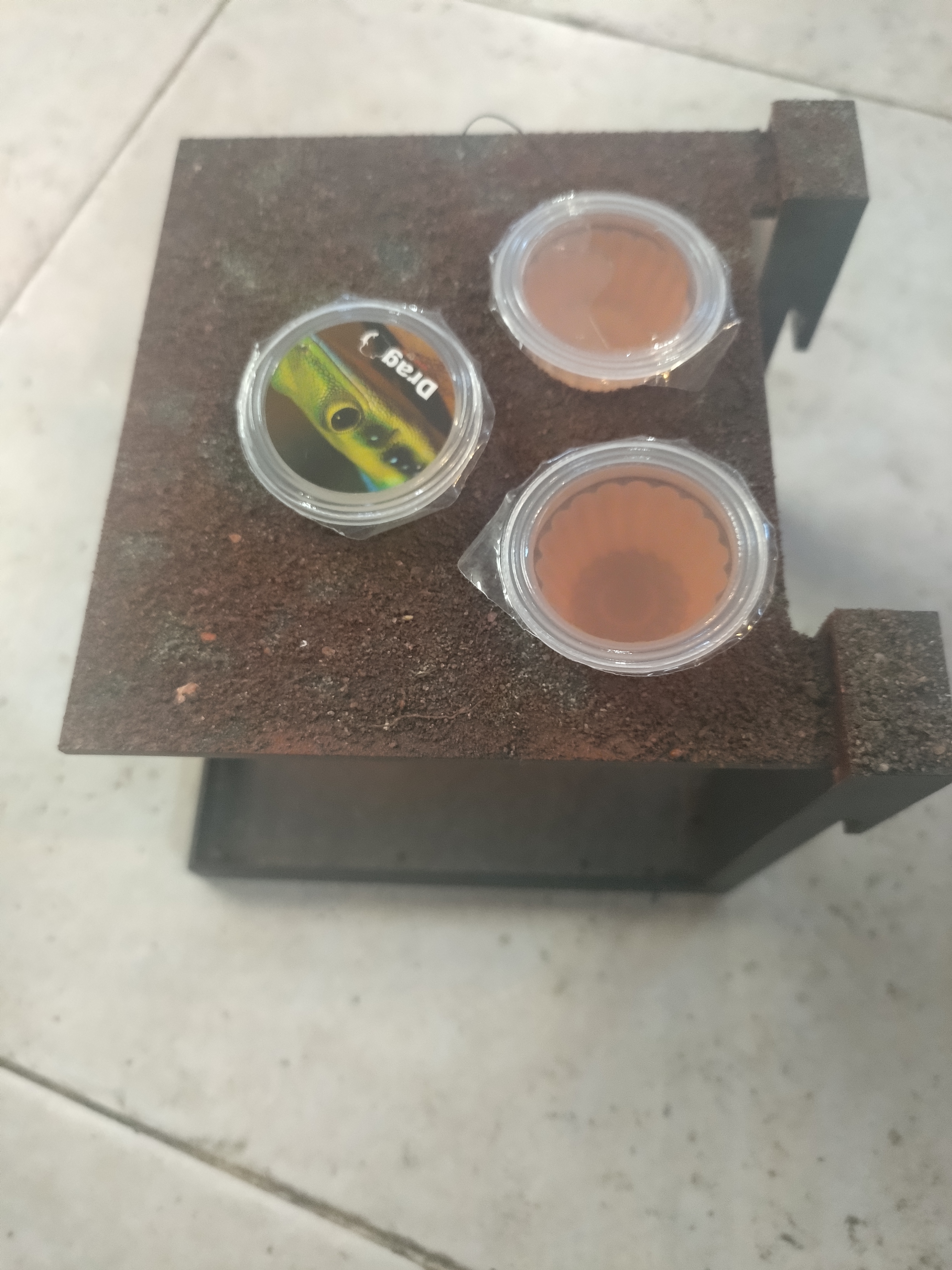 Suporte triplo suspenso de jelly frutos