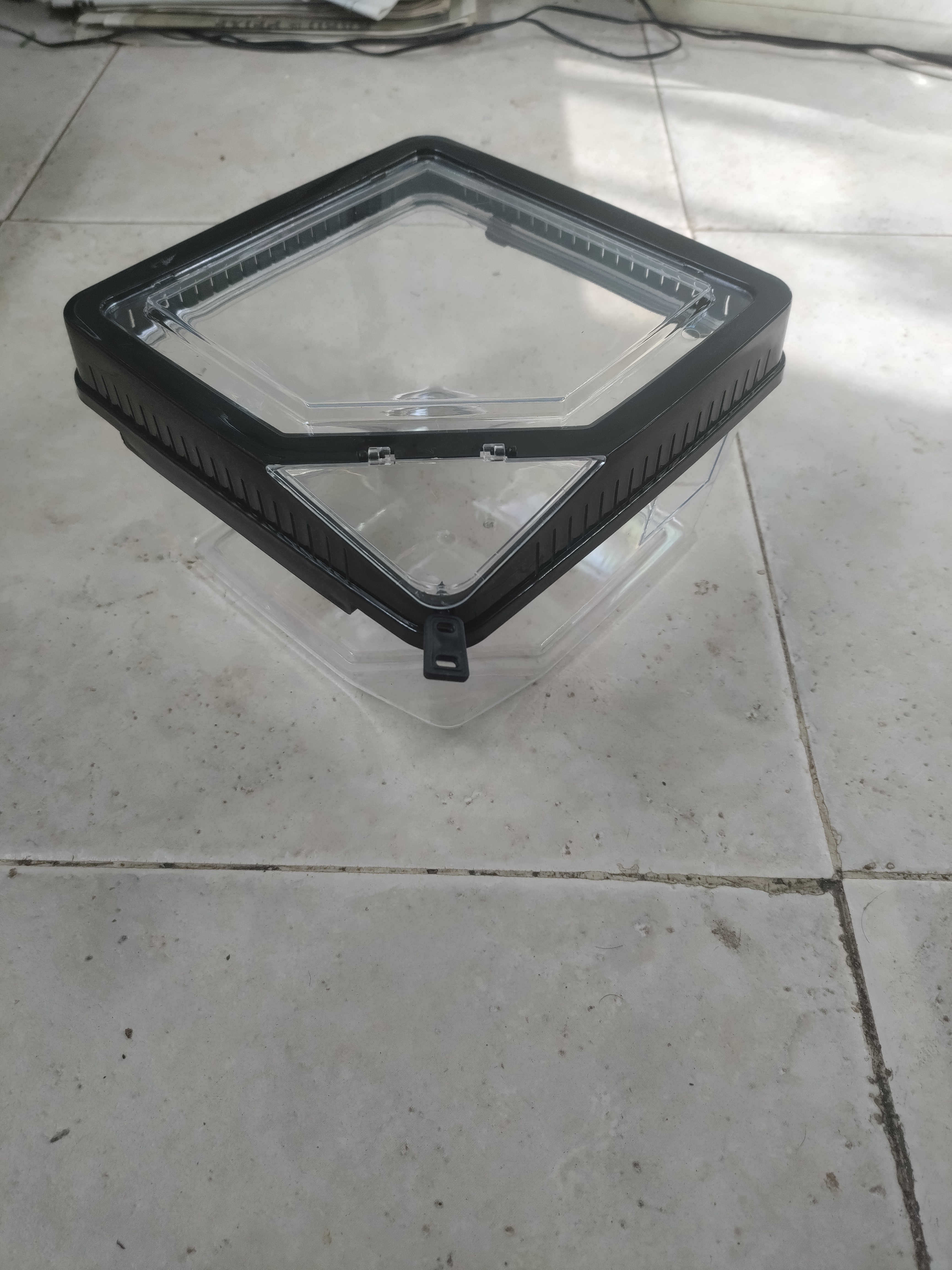 Caixa de Transporte para Pequenos Animais