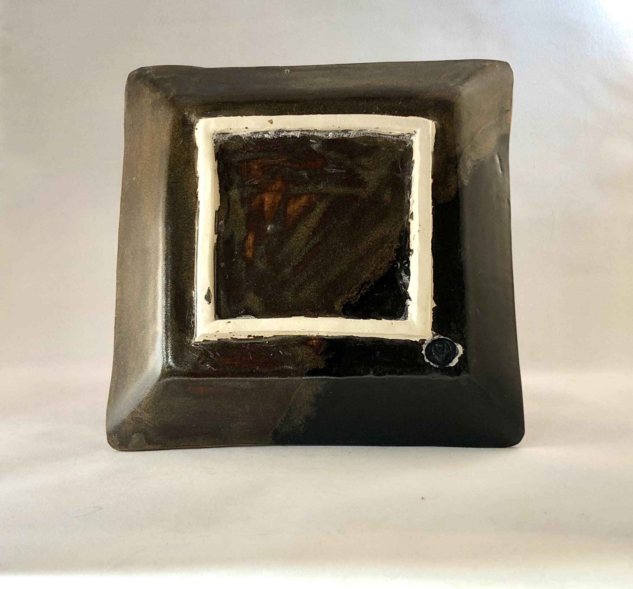 Two-Toned Brown Snack Plate