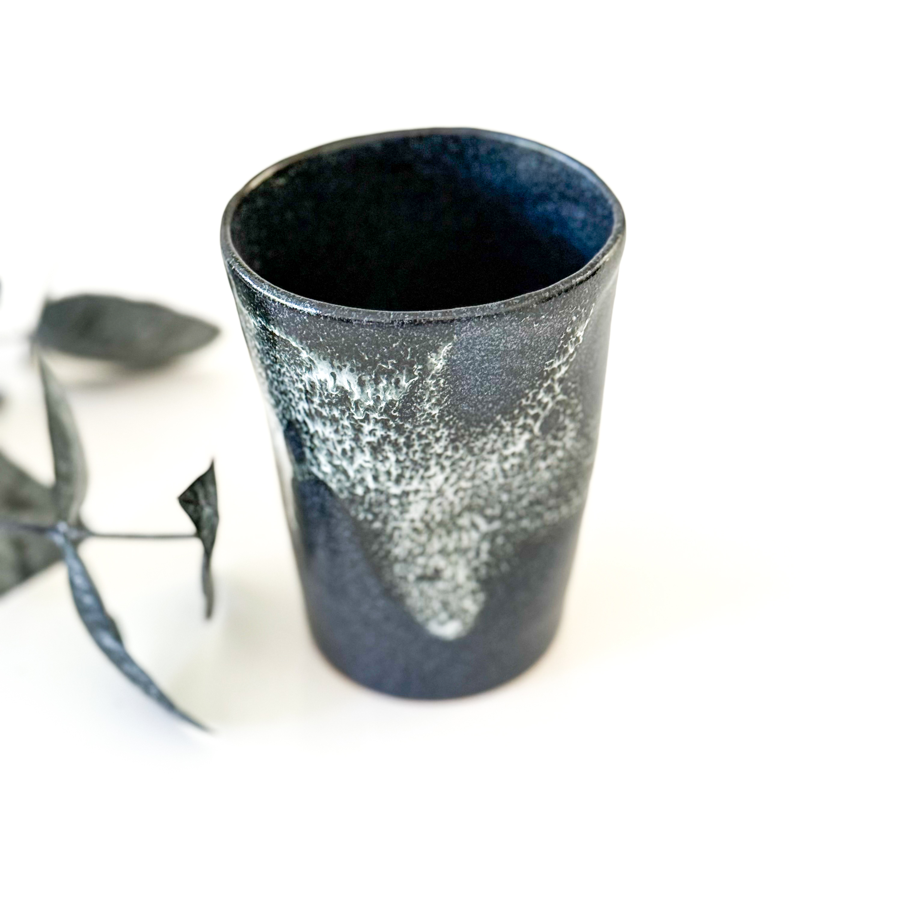 Keraminis puodelis "BLACK AND WHITE"