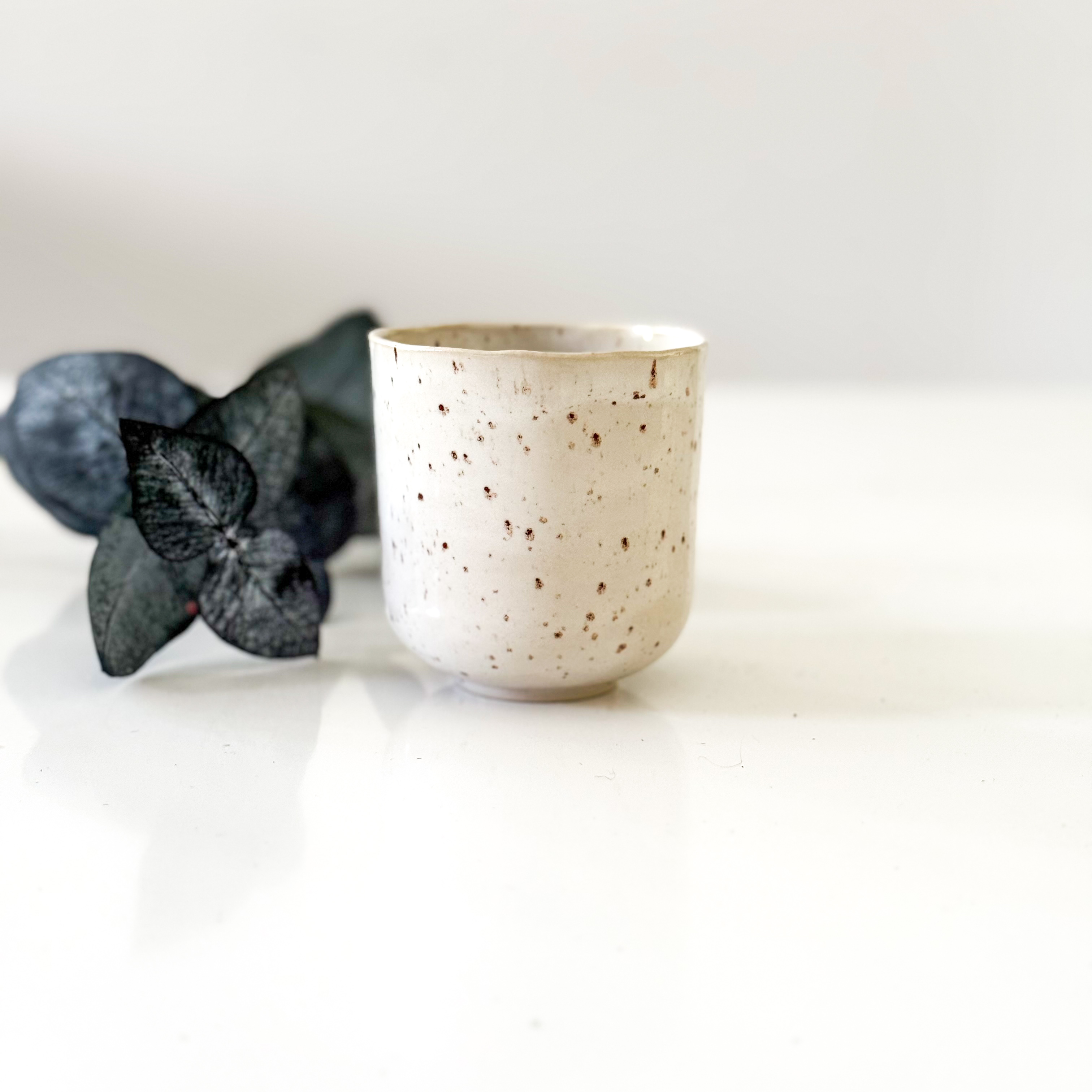 Keraminis puodelis "PURE"