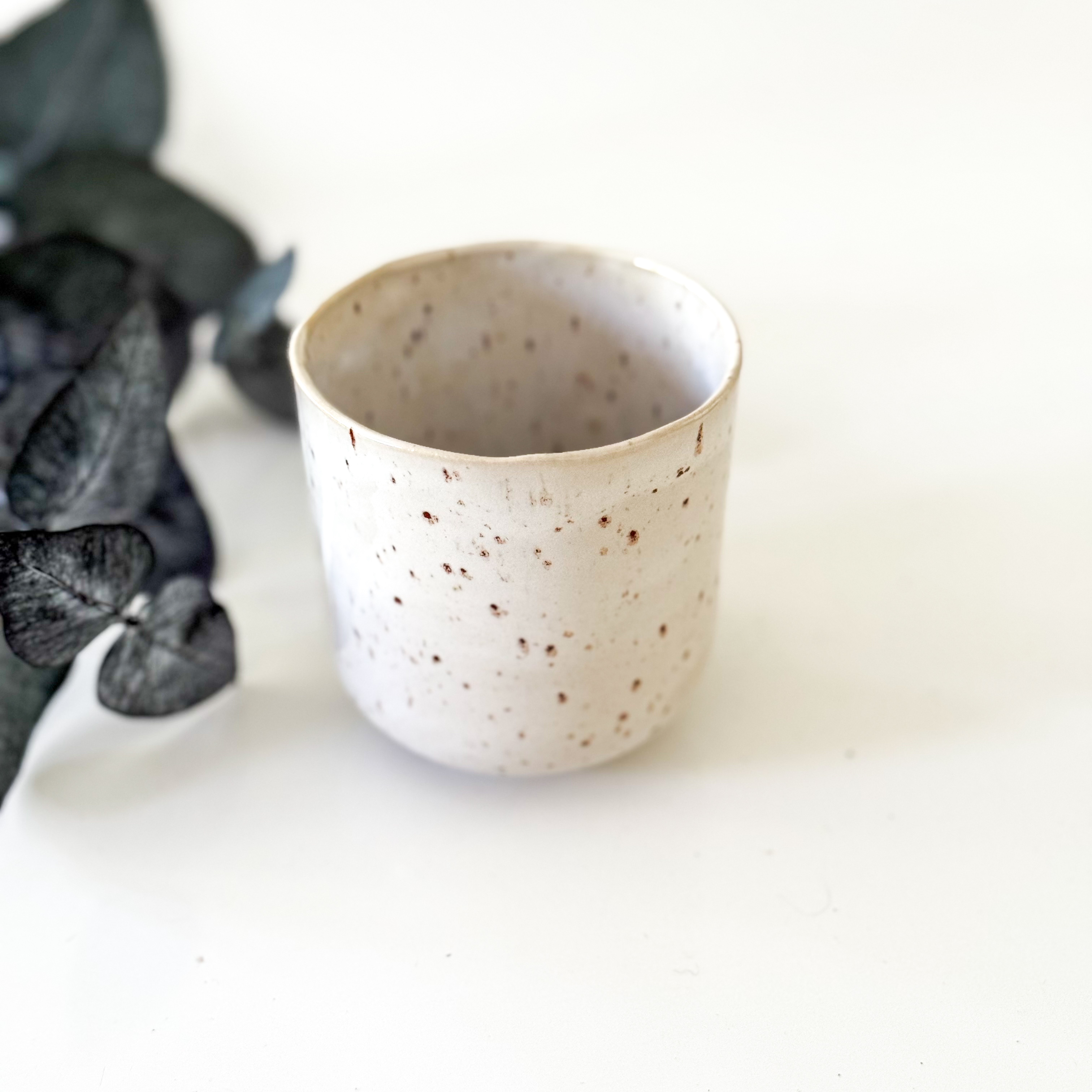 Keraminis puodelis "PURE"