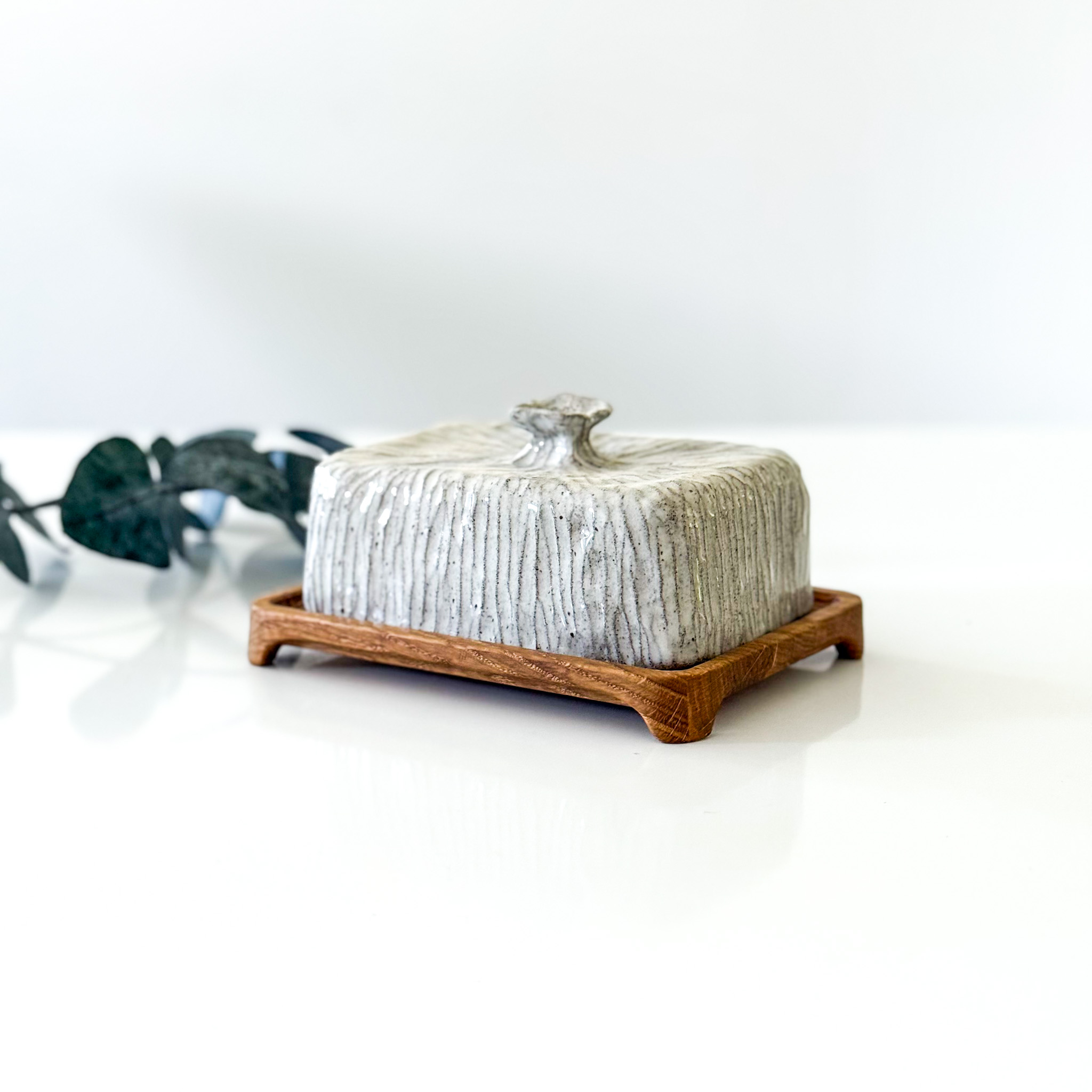 Keraminė/medinė sviestinė "BUTTERY GREY"