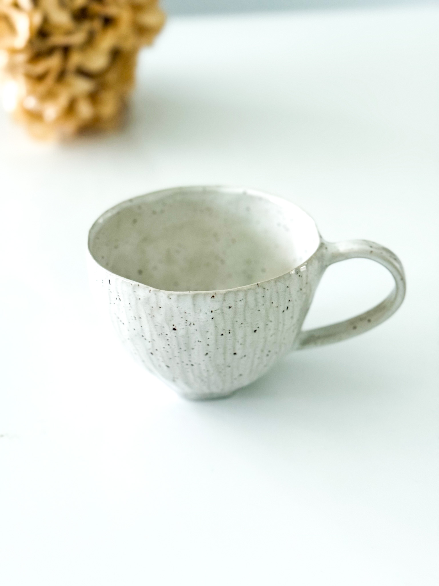 Keraminis puodelis "MILKY"