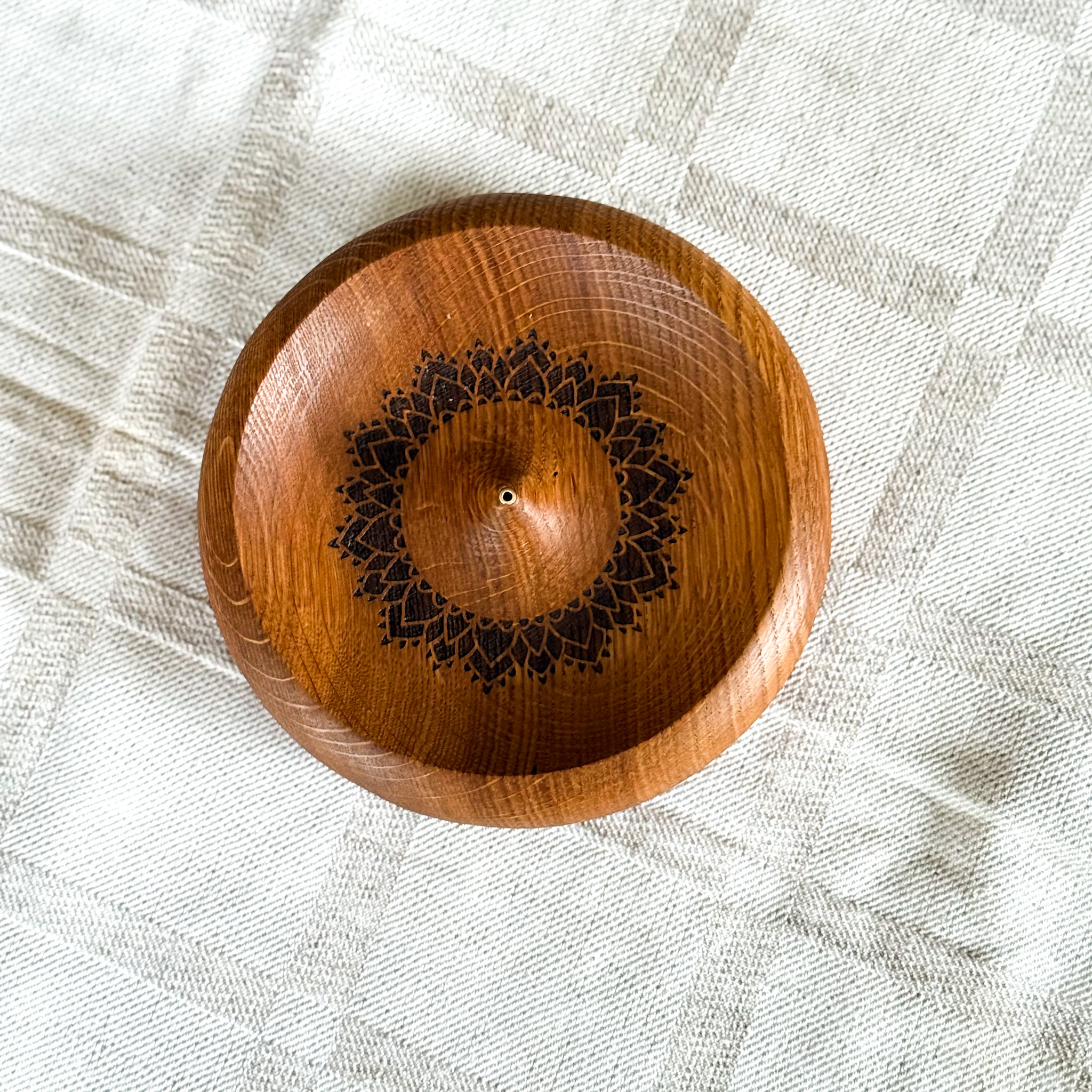 Medinė smilkalinė "MANDALA"