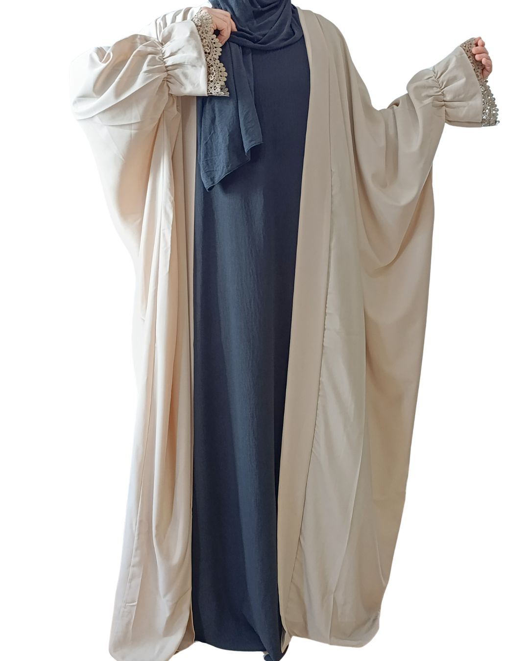 Kimono Crème Manches papillon et Dentelles