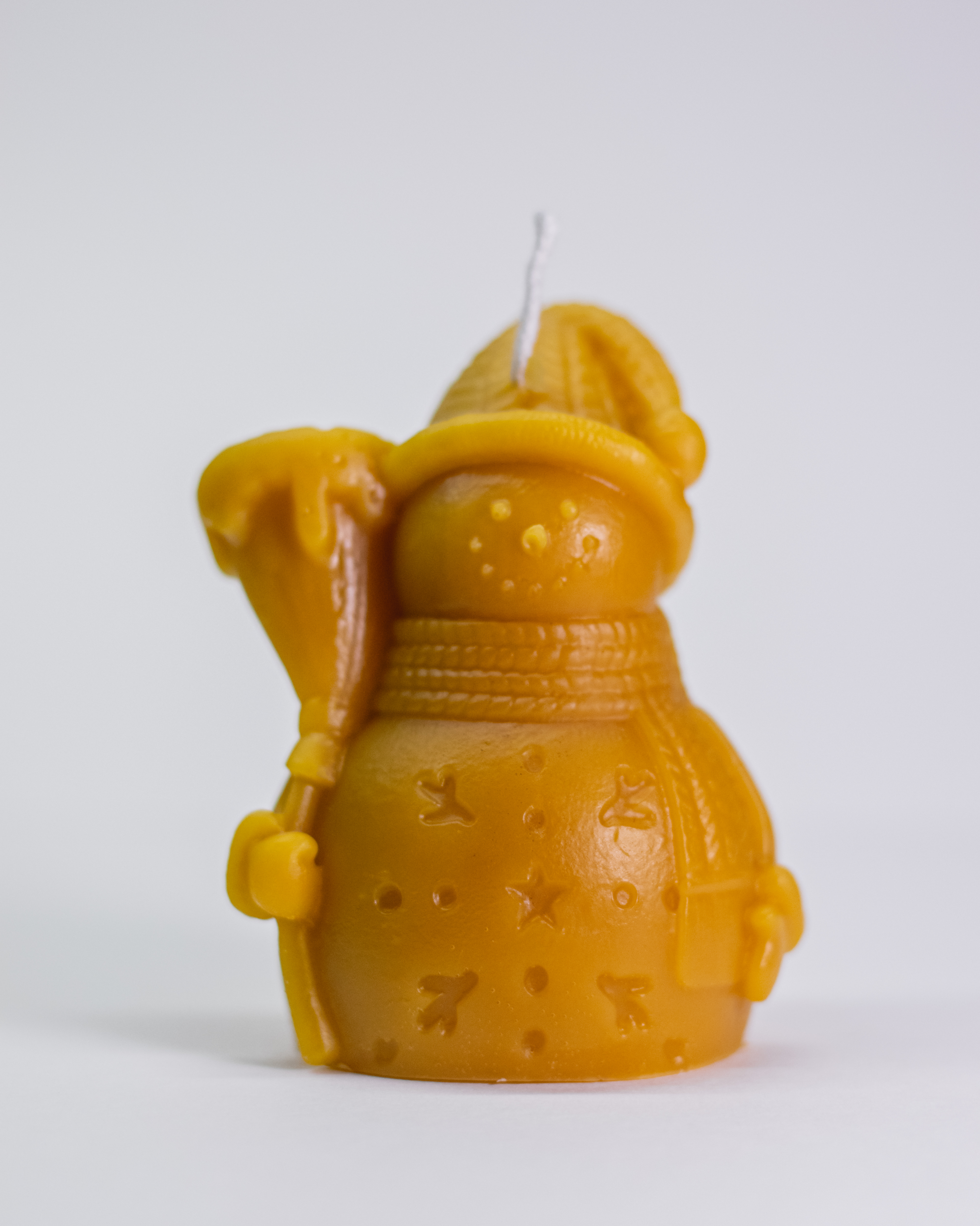 Bičių vaško žvakė Besmegenis