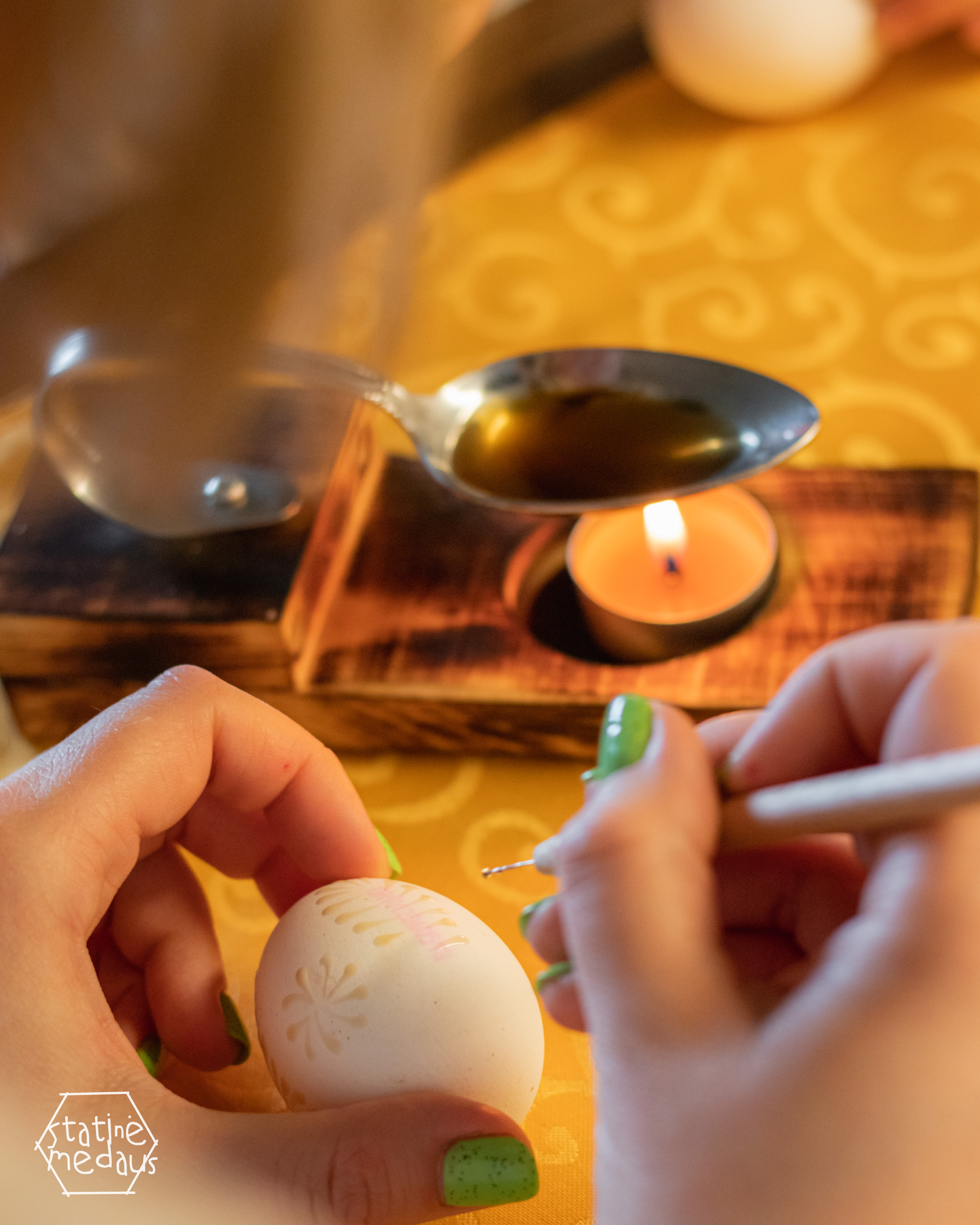 Kiaušinių marginimo rinkinys (deginto medžio)