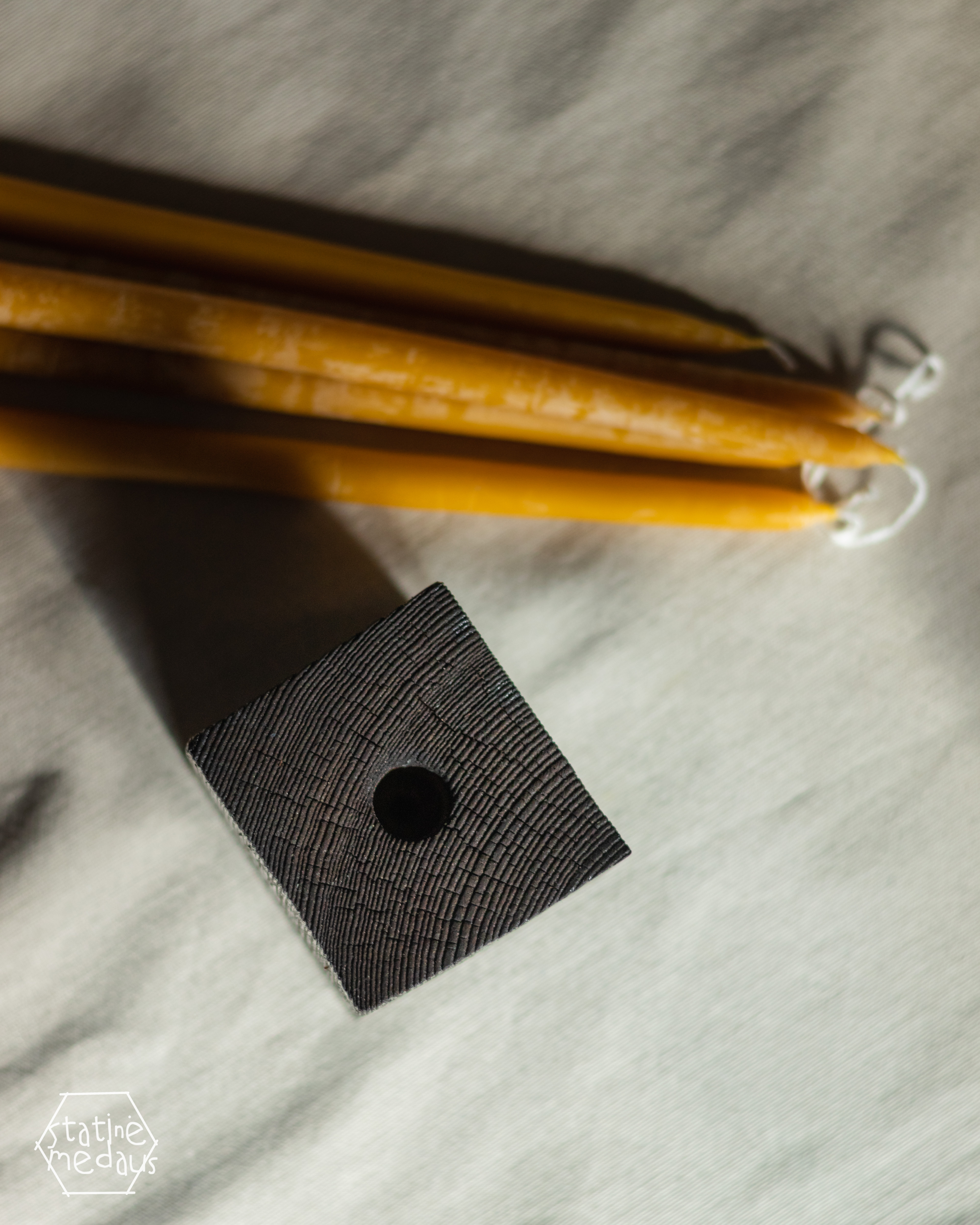 Deginto medžio klasikinė žvakidė 1 vnt. (1,8cm)