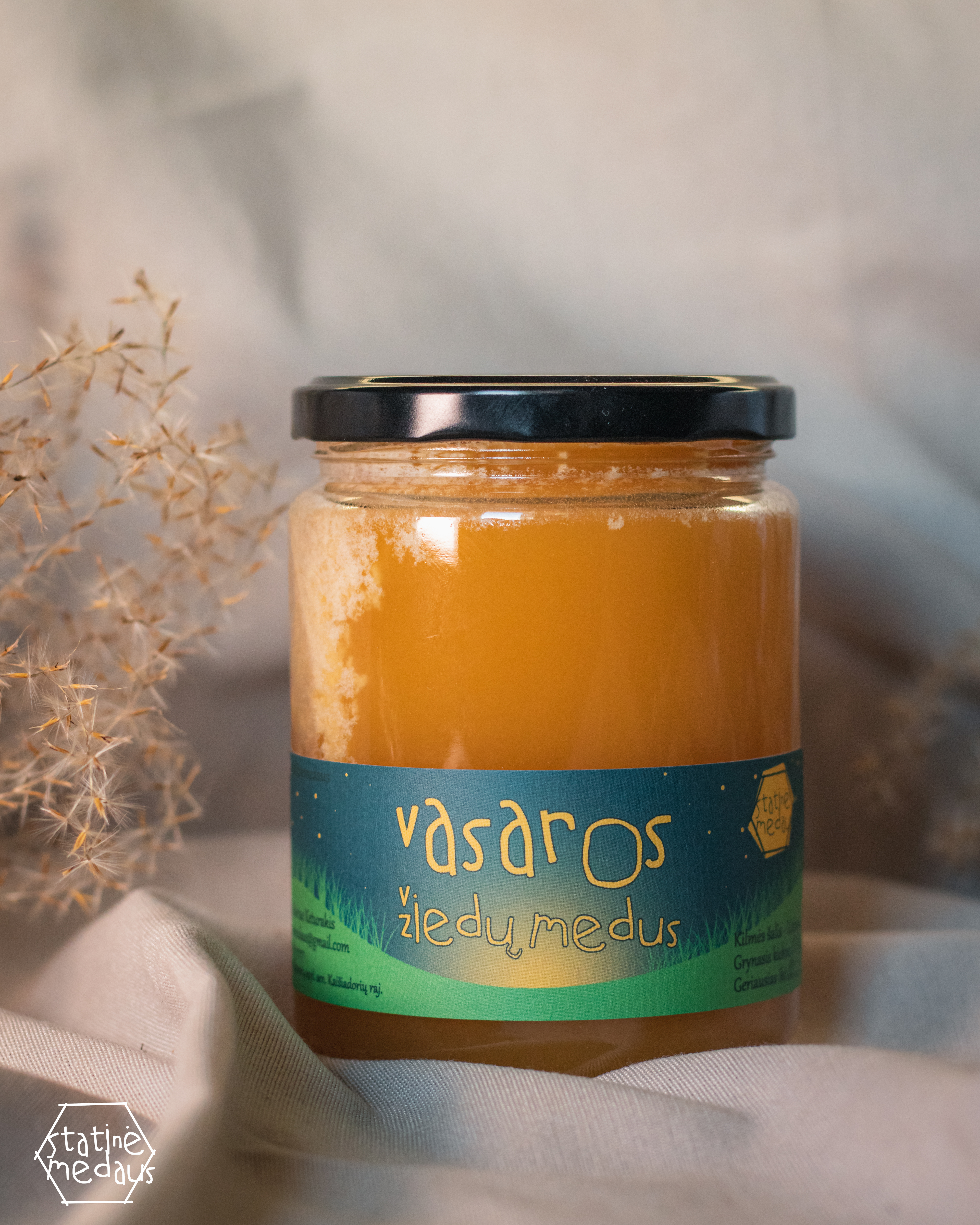 Vasaros žiedų medus