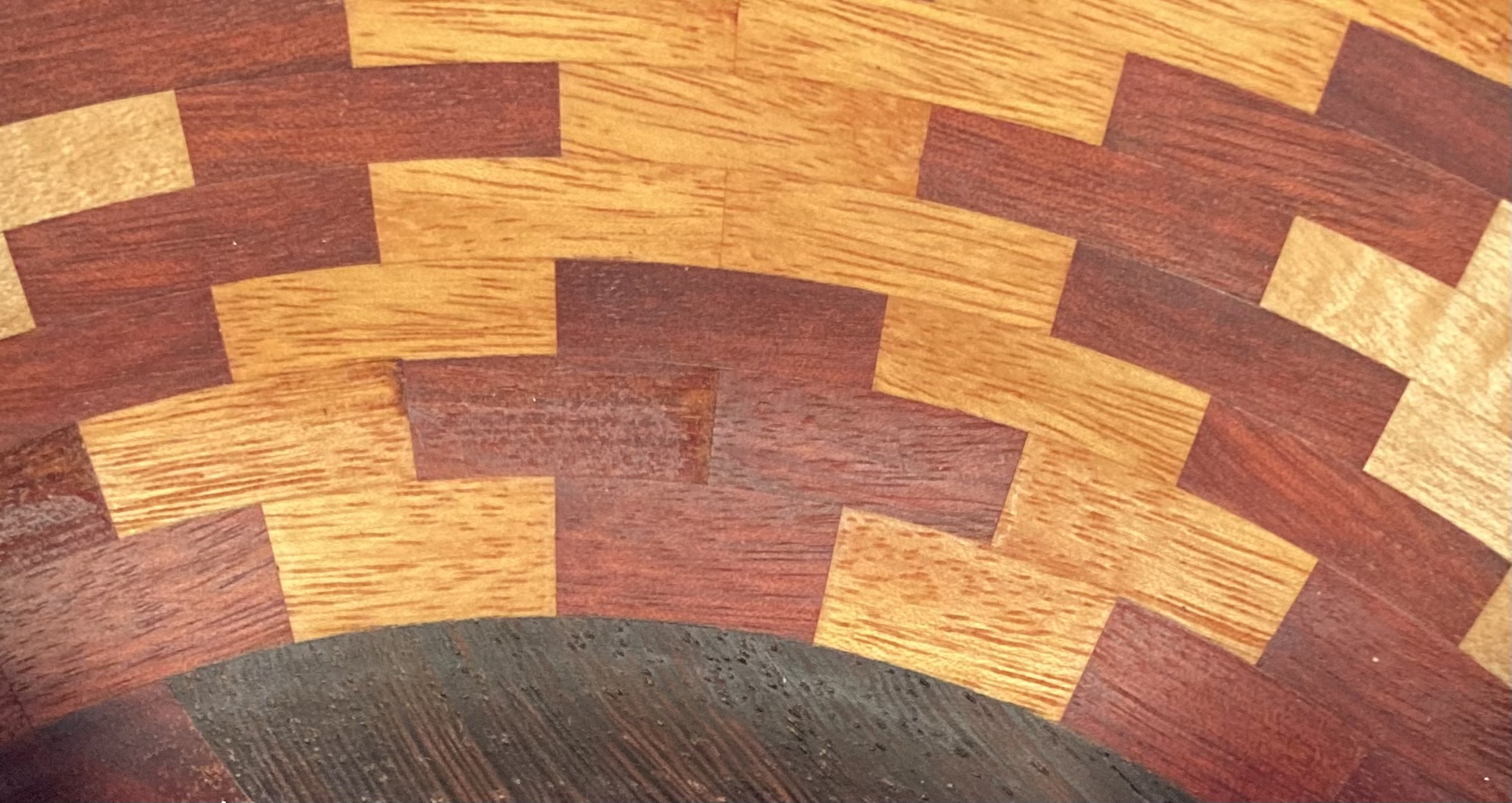 Decorative/Salad Bowl