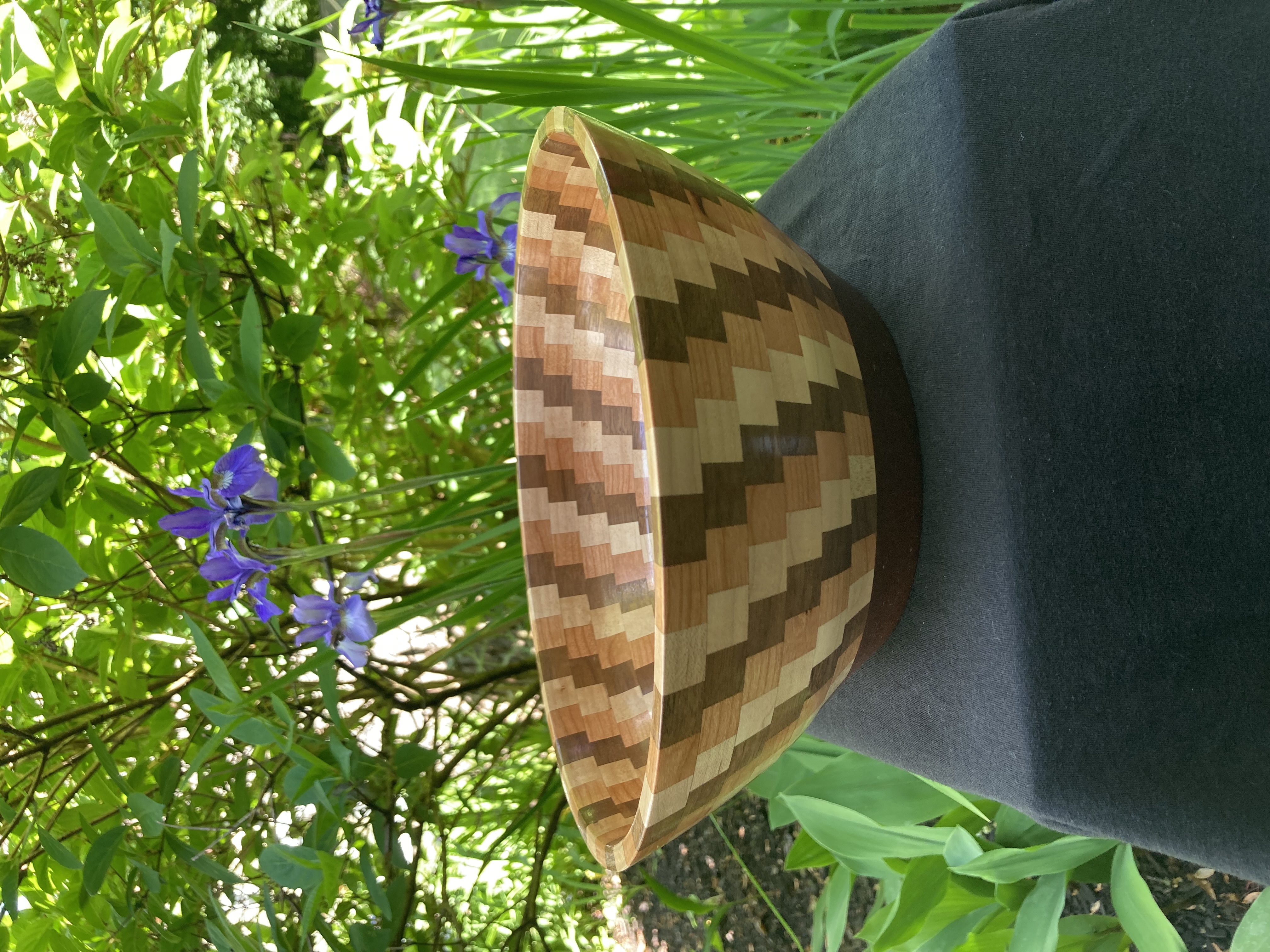 Segmented Salad Bowl (Approx 4' tall and 10" diameter 2-3 servings) 