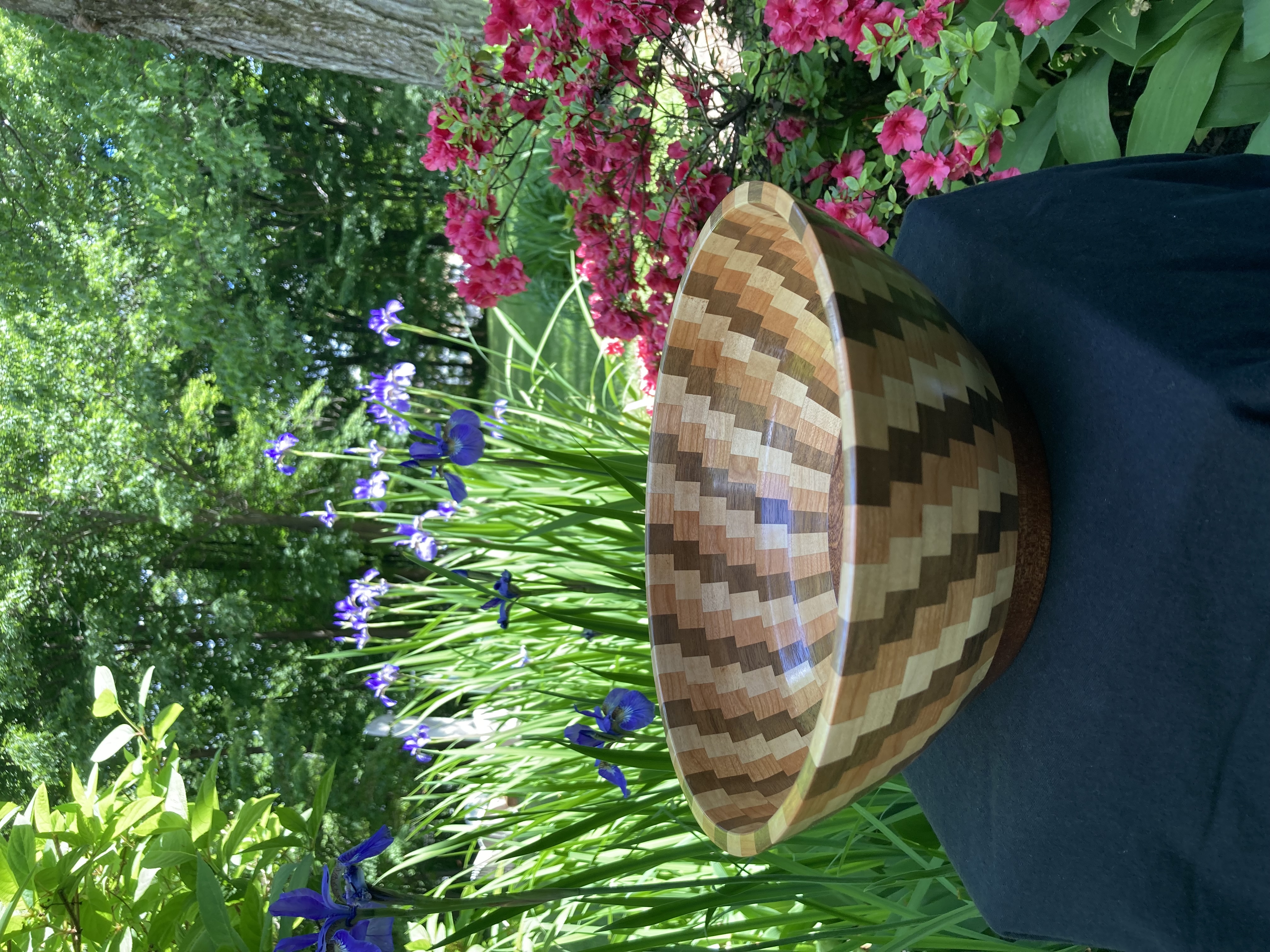 Segmented Salad Bowl (Approx 4' tall and 10" diameter 2-3 servings) 