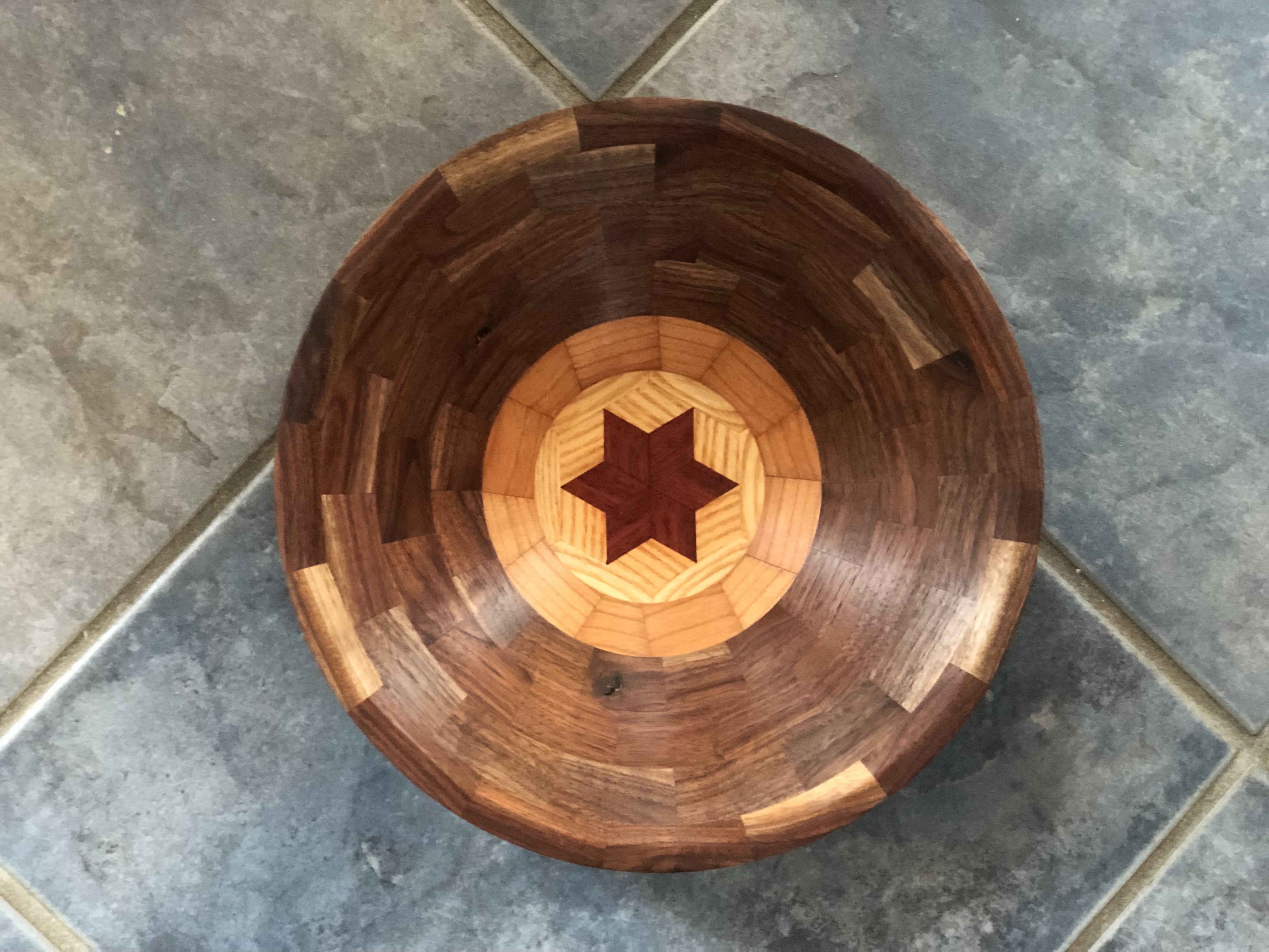 Segmented Bowl