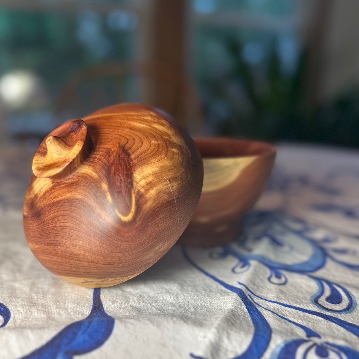 Cedar Box Approx 5 1/2" Diameter X 6" Tall