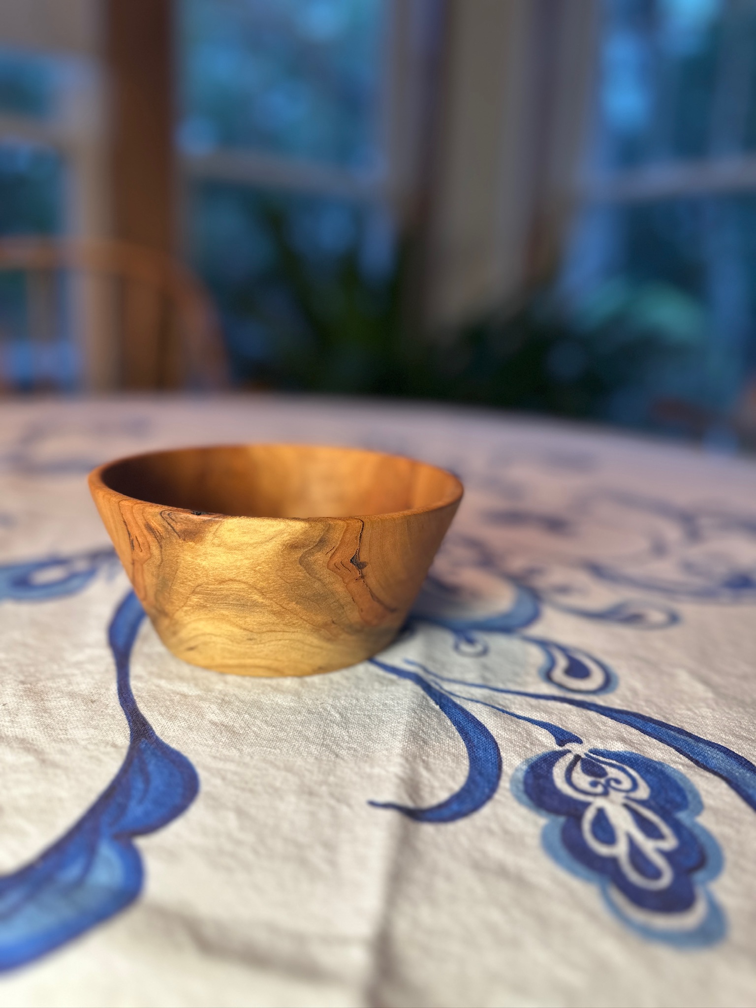 Maple Bowl Approx 5 1/2" diameter X 2 1/2" tall. 