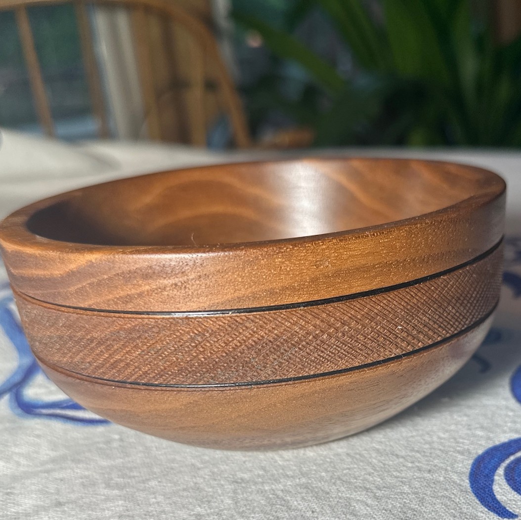 Walnut Bowl with Textured Band Approx 2 1/2" tall 5 3/4" diameter.