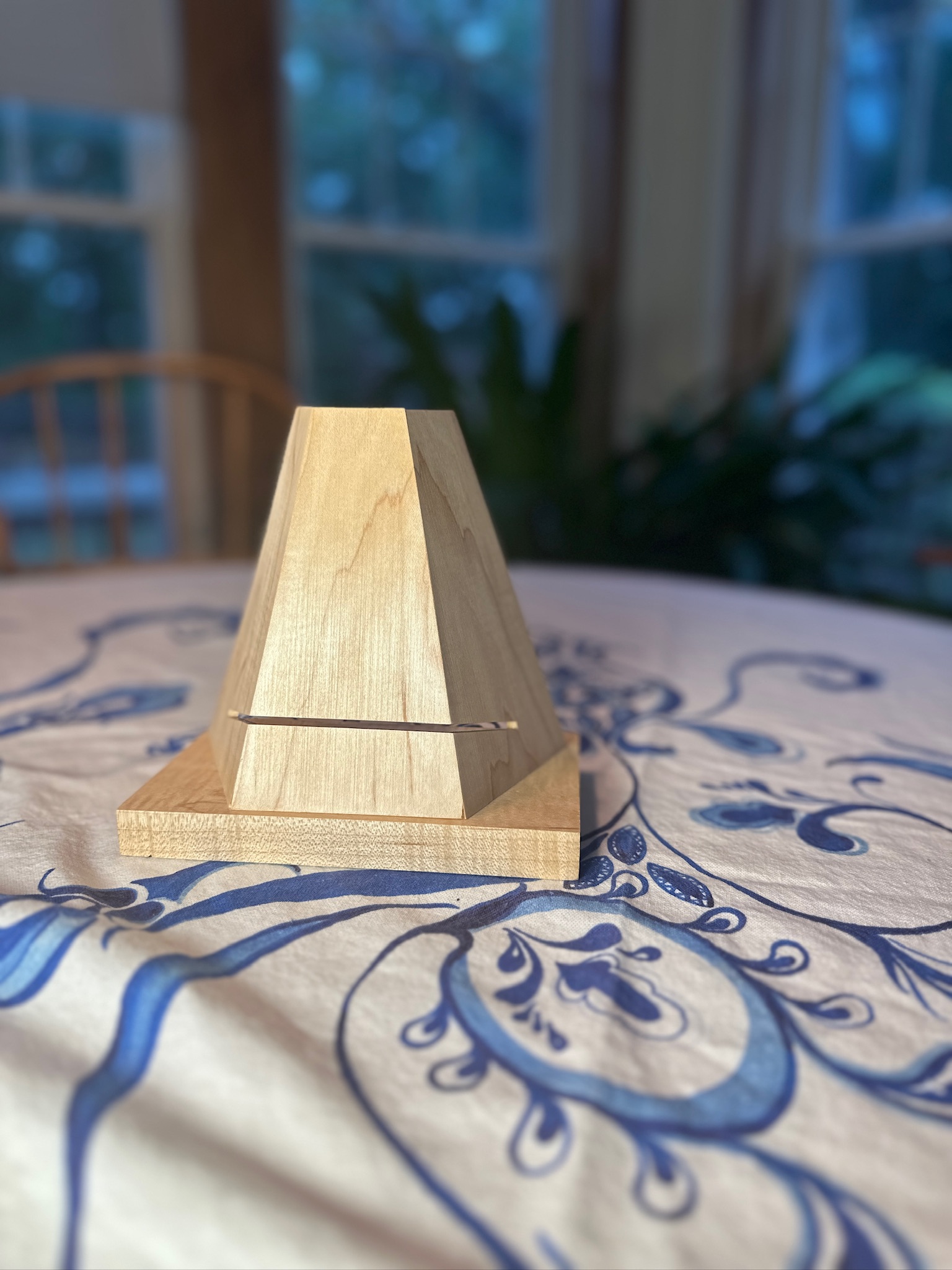 Jigsaw Puzzle Box Holder