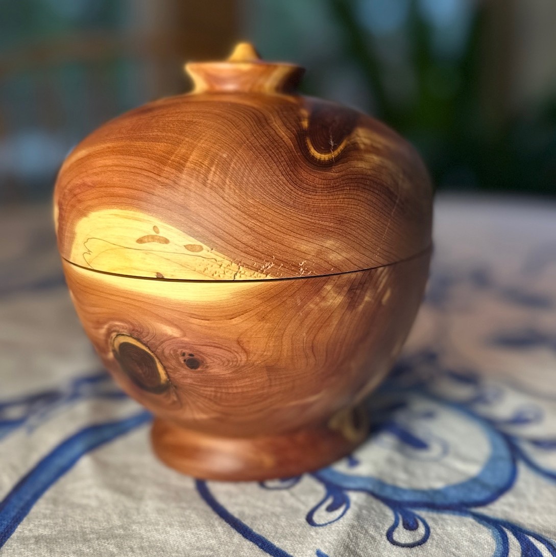 Cedar Box Approx 5 1/2" Diameter X 6" Tall