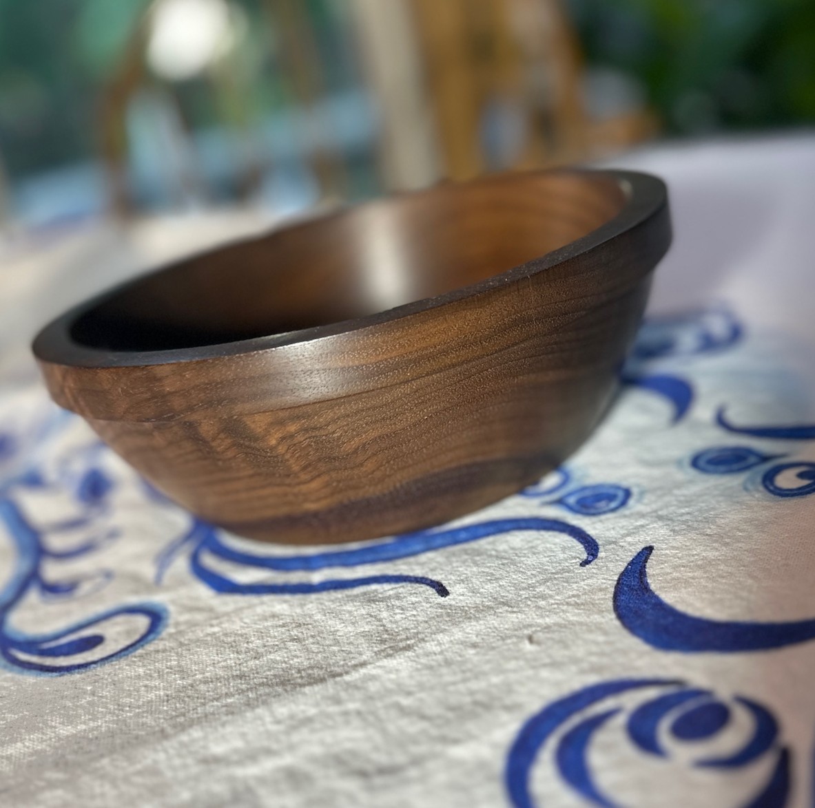 Walnut Bowl Approx 2 1/2" tall and 7 1/2" diameter.